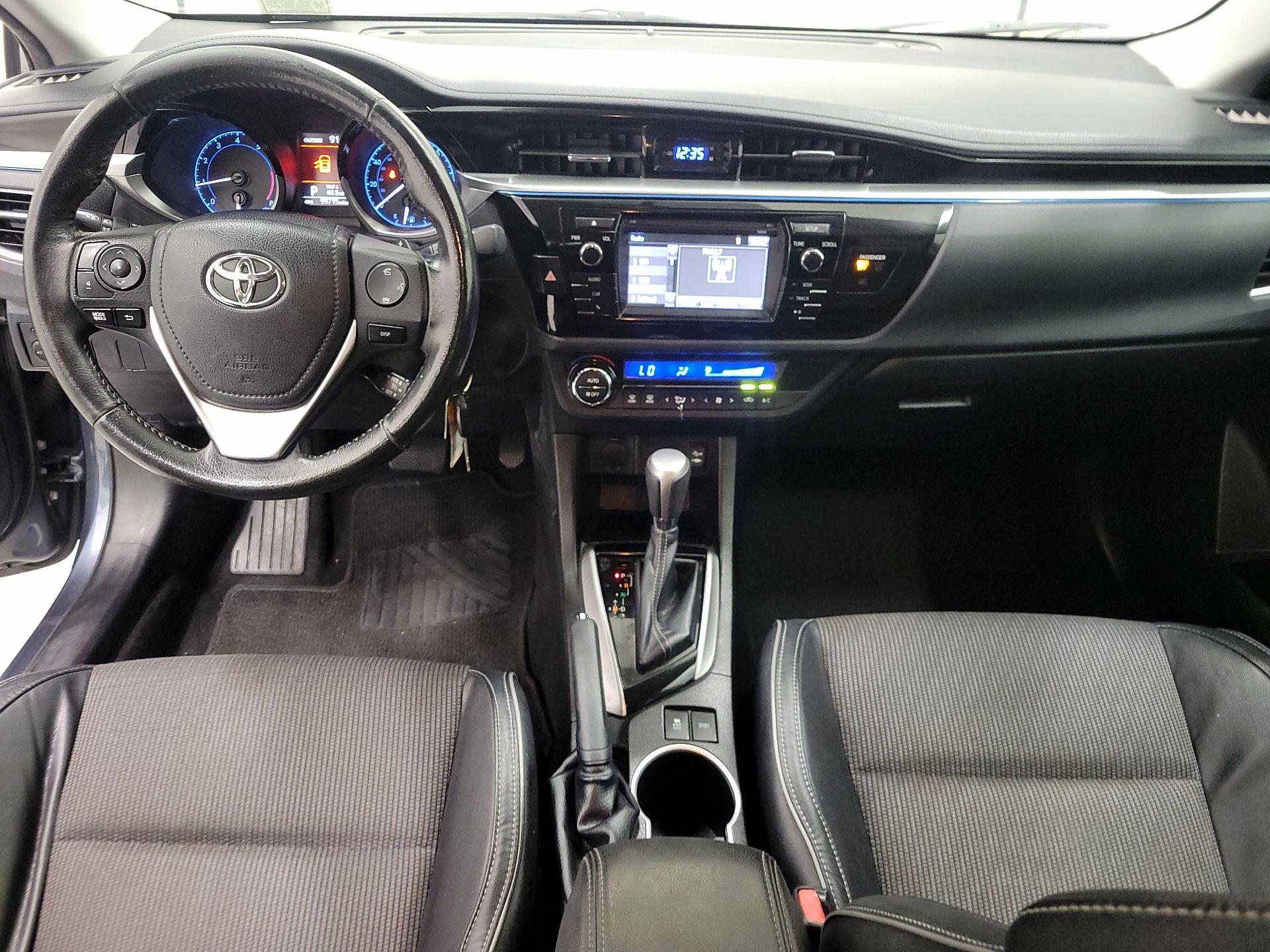 Thumbnail: 2015 Toyota Corolla - 9