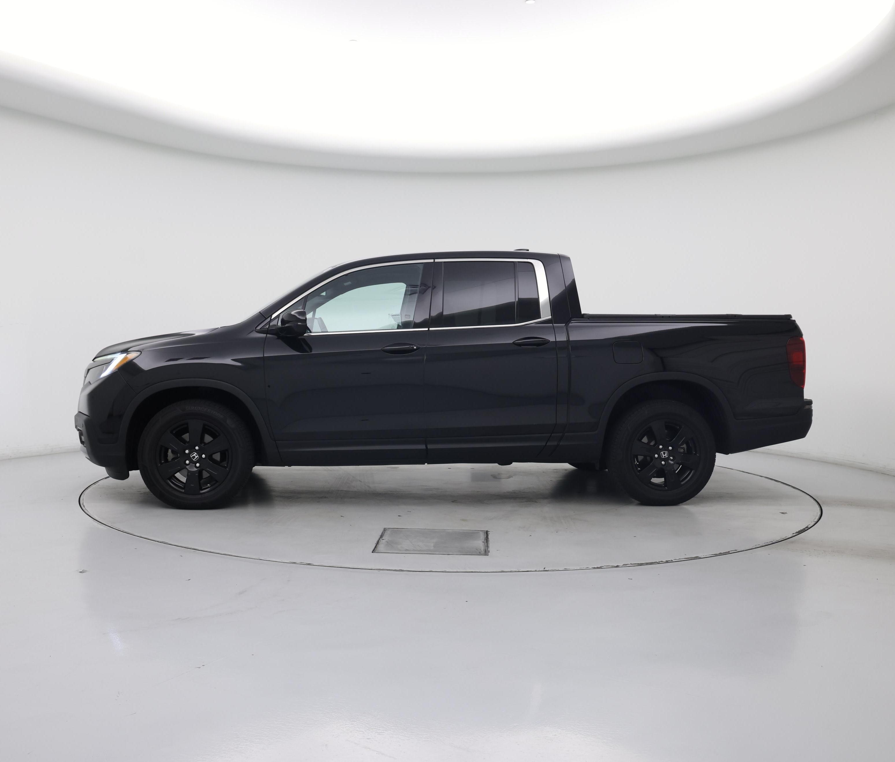 Thumbnail: 2017 Honda Ridgeline - 3