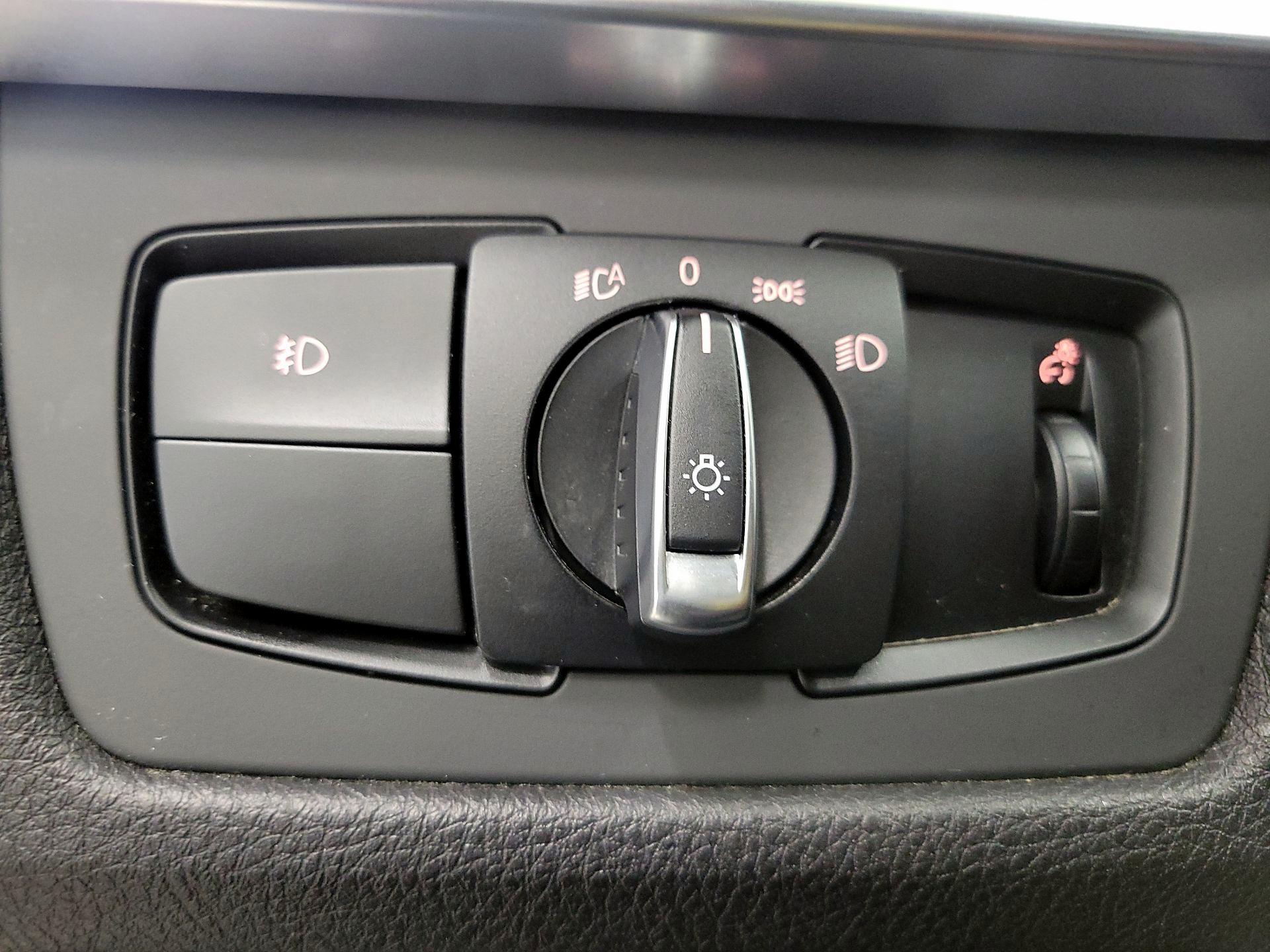 Thumbnail: 2016 BMW 4 Series - 13