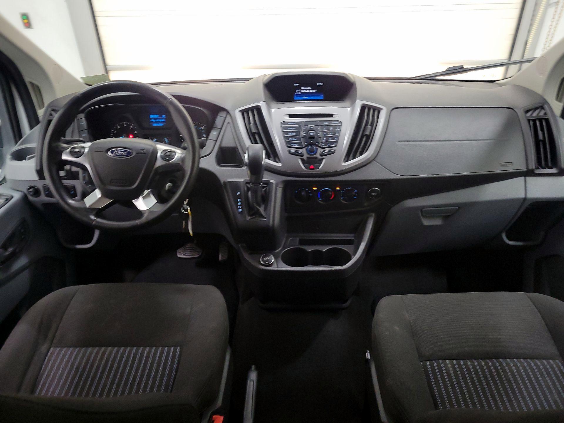 Thumbnail: 2017 Ford Transit Series - 9