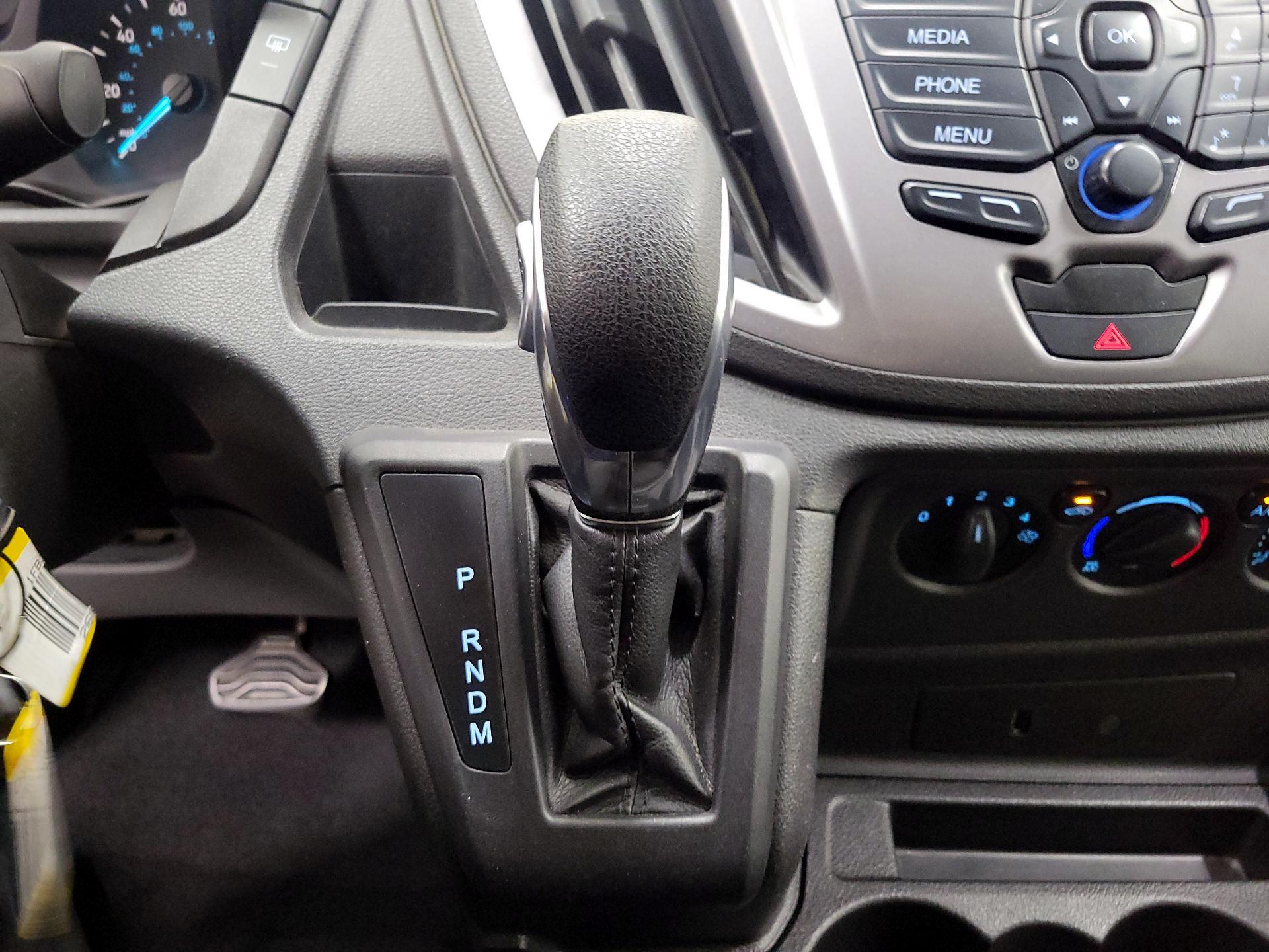 Thumbnail: 2017 Ford Transit Series - 17