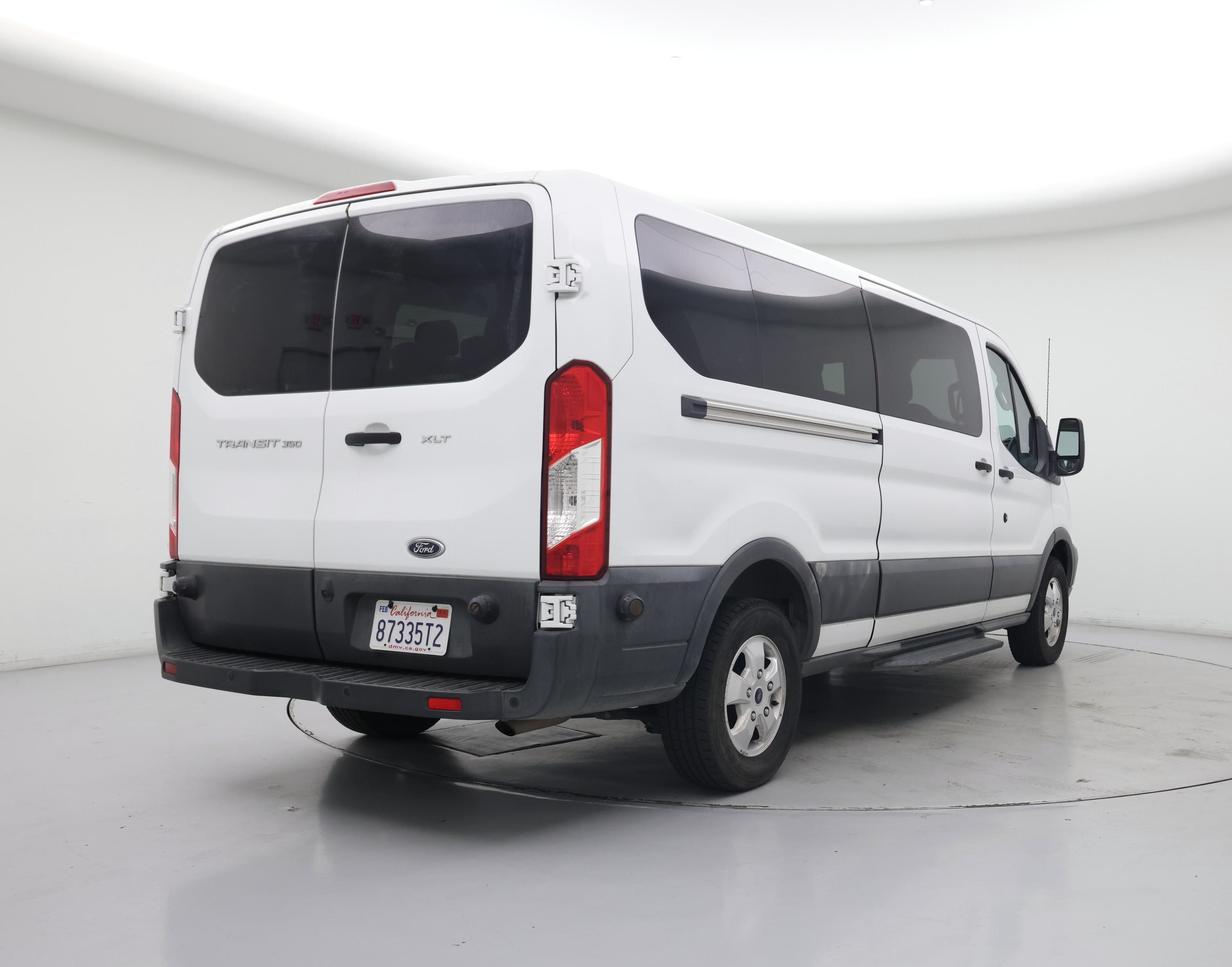 Thumbnail: 2017 Ford Transit Series - 8