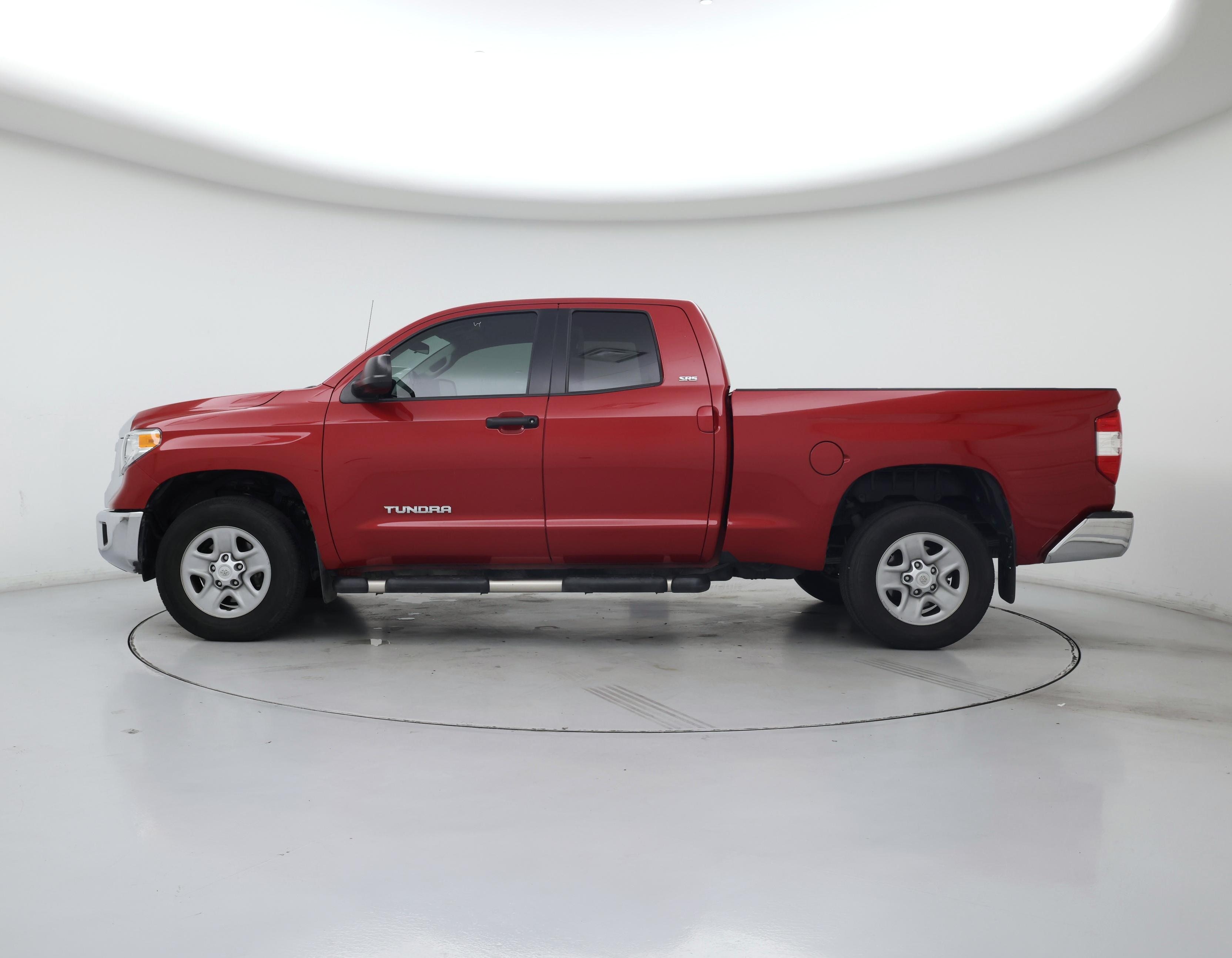 Thumbnail: 2017 Toyota Tundra - 3