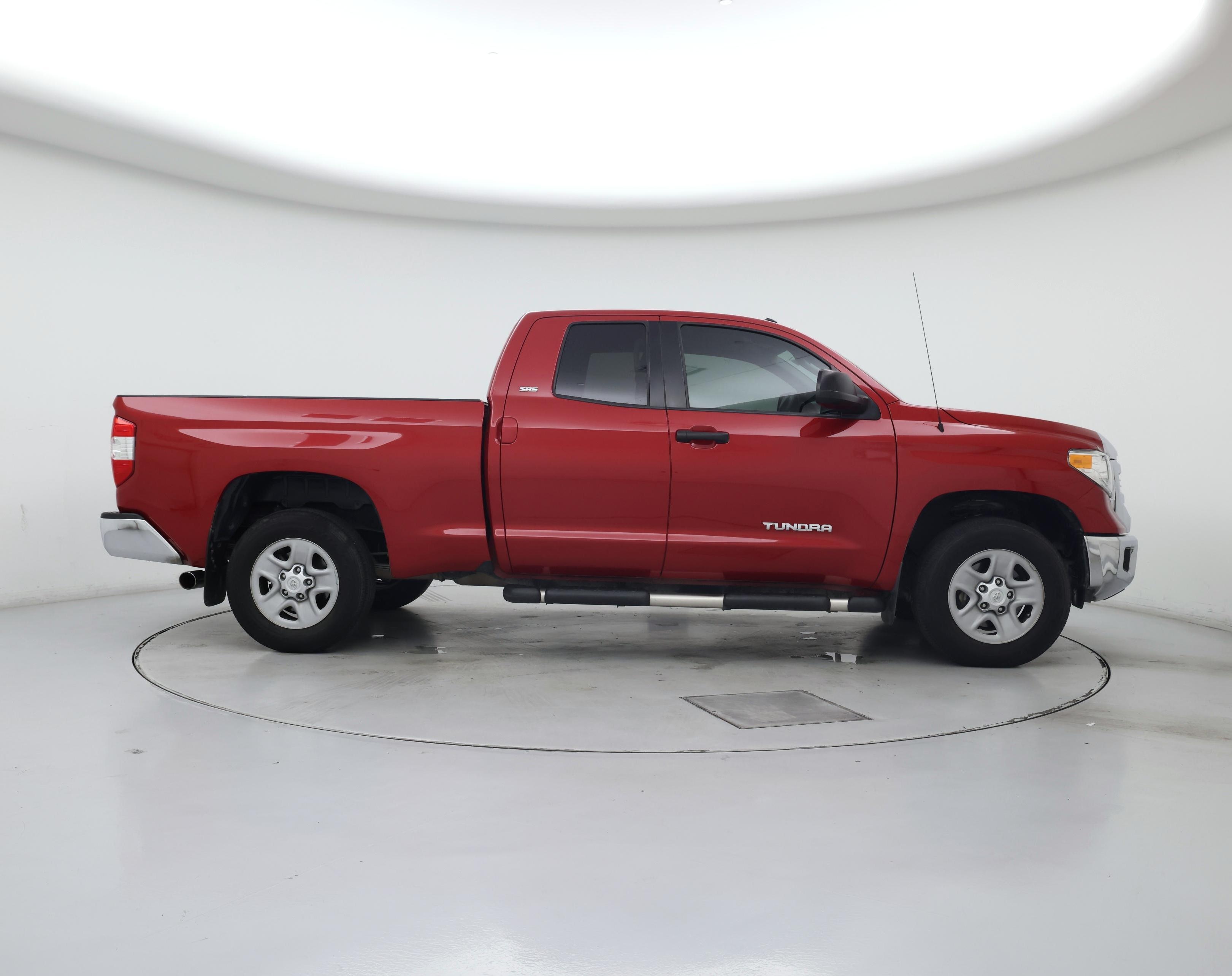 Thumbnail: 2017 Toyota Tundra - 7