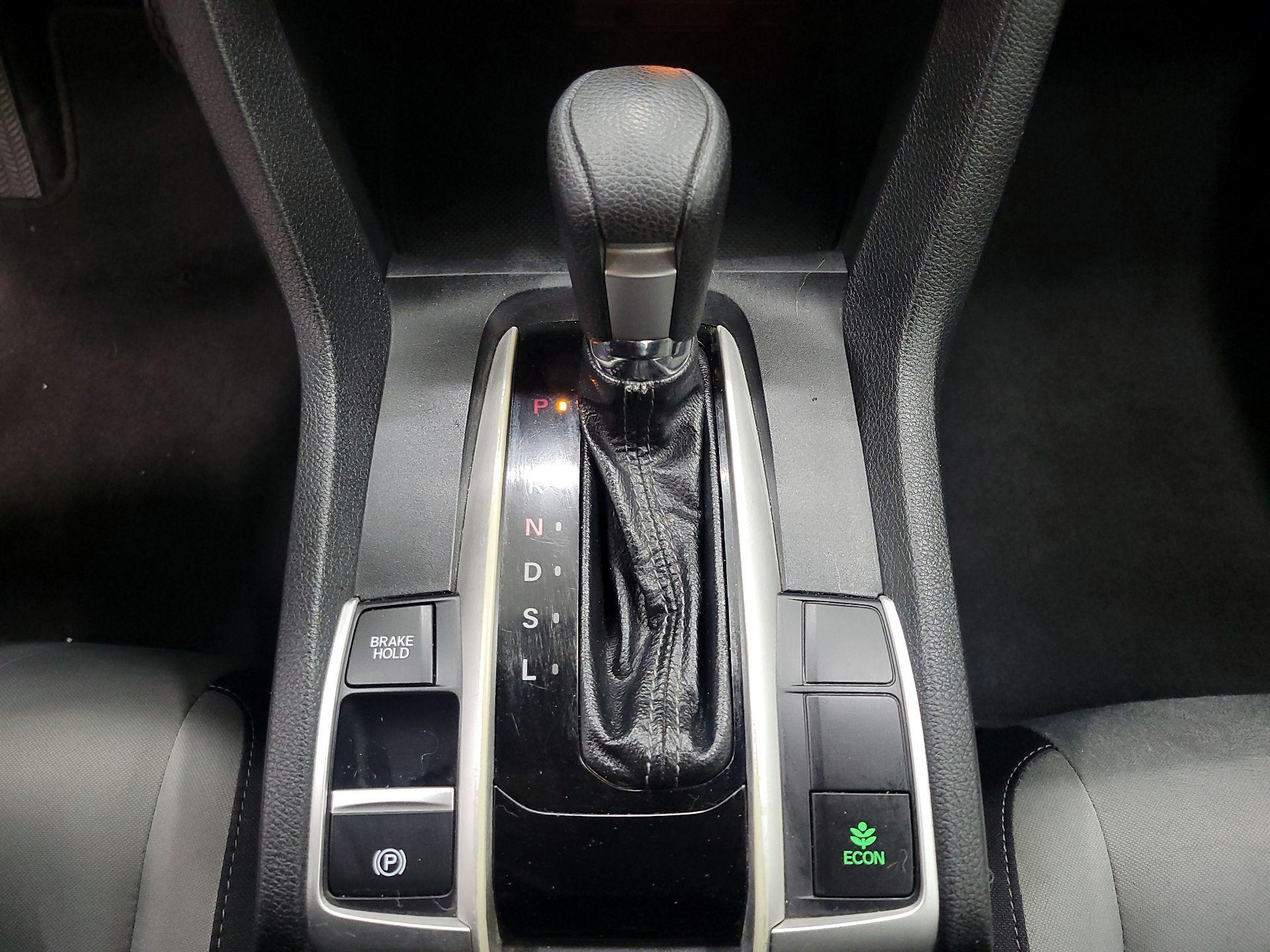 Thumbnail: 2017 Honda Civic - 16