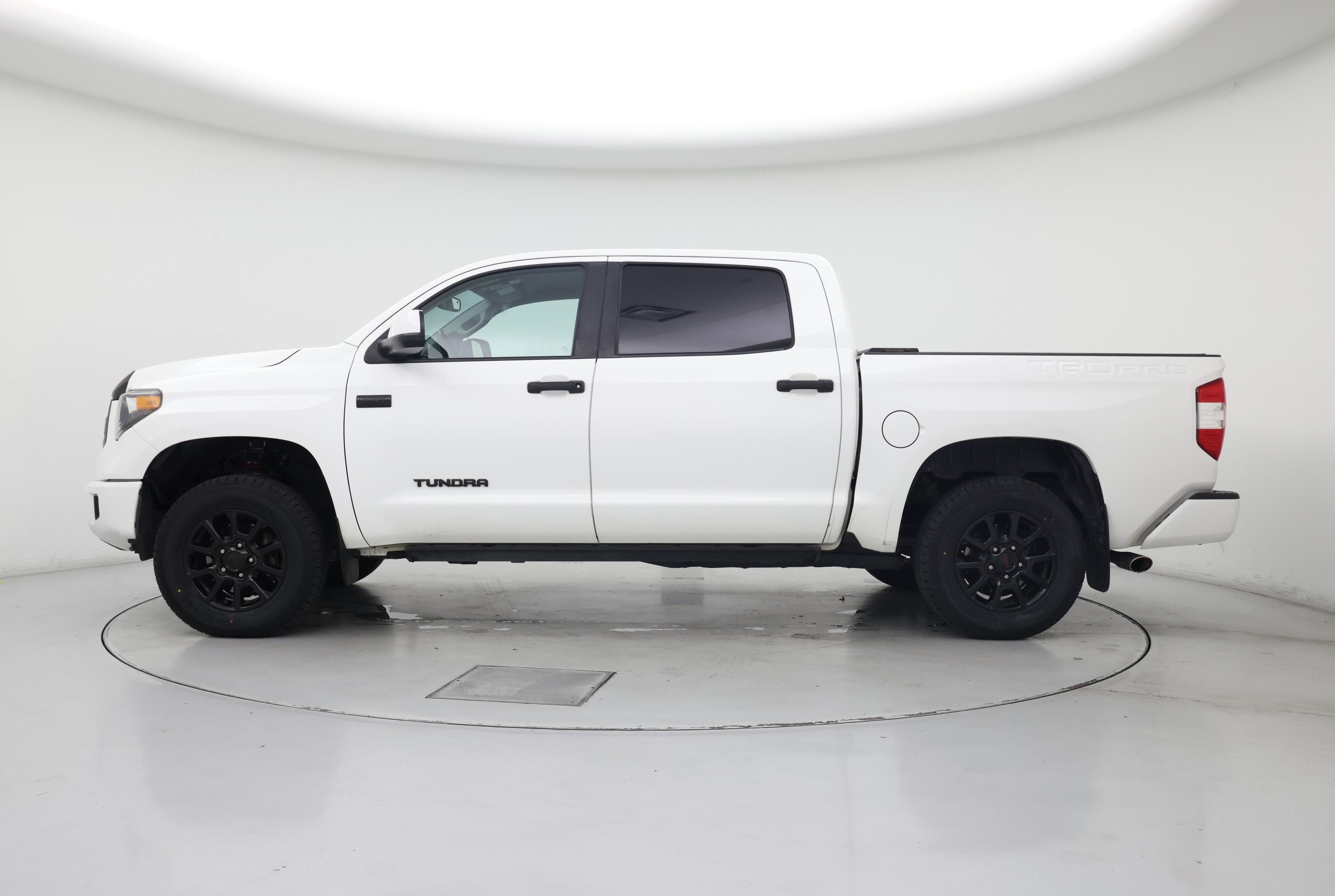 Thumbnail: 2017 Toyota Tundra - 3