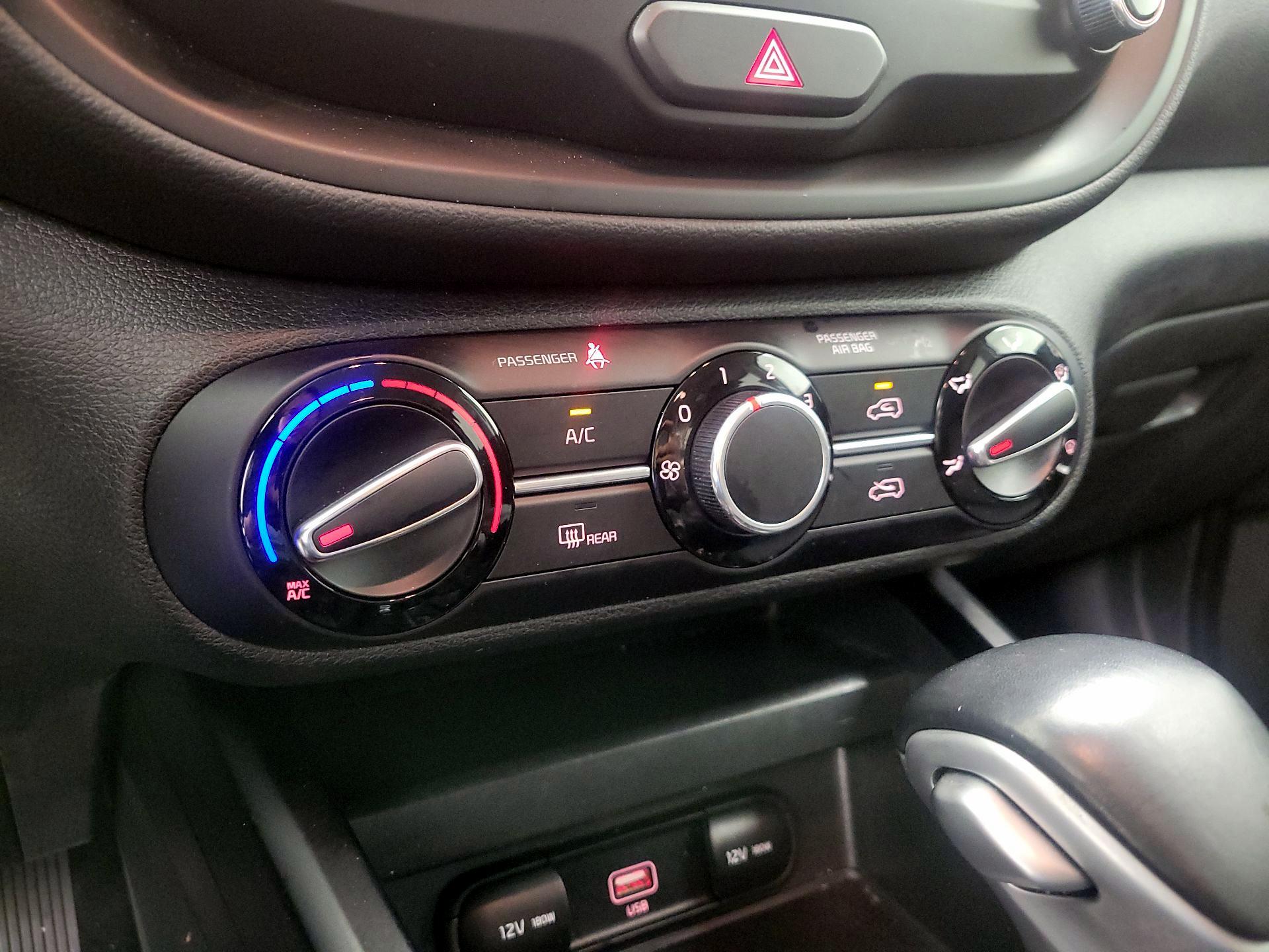 Thumbnail: 2021 Kia Soul - 16