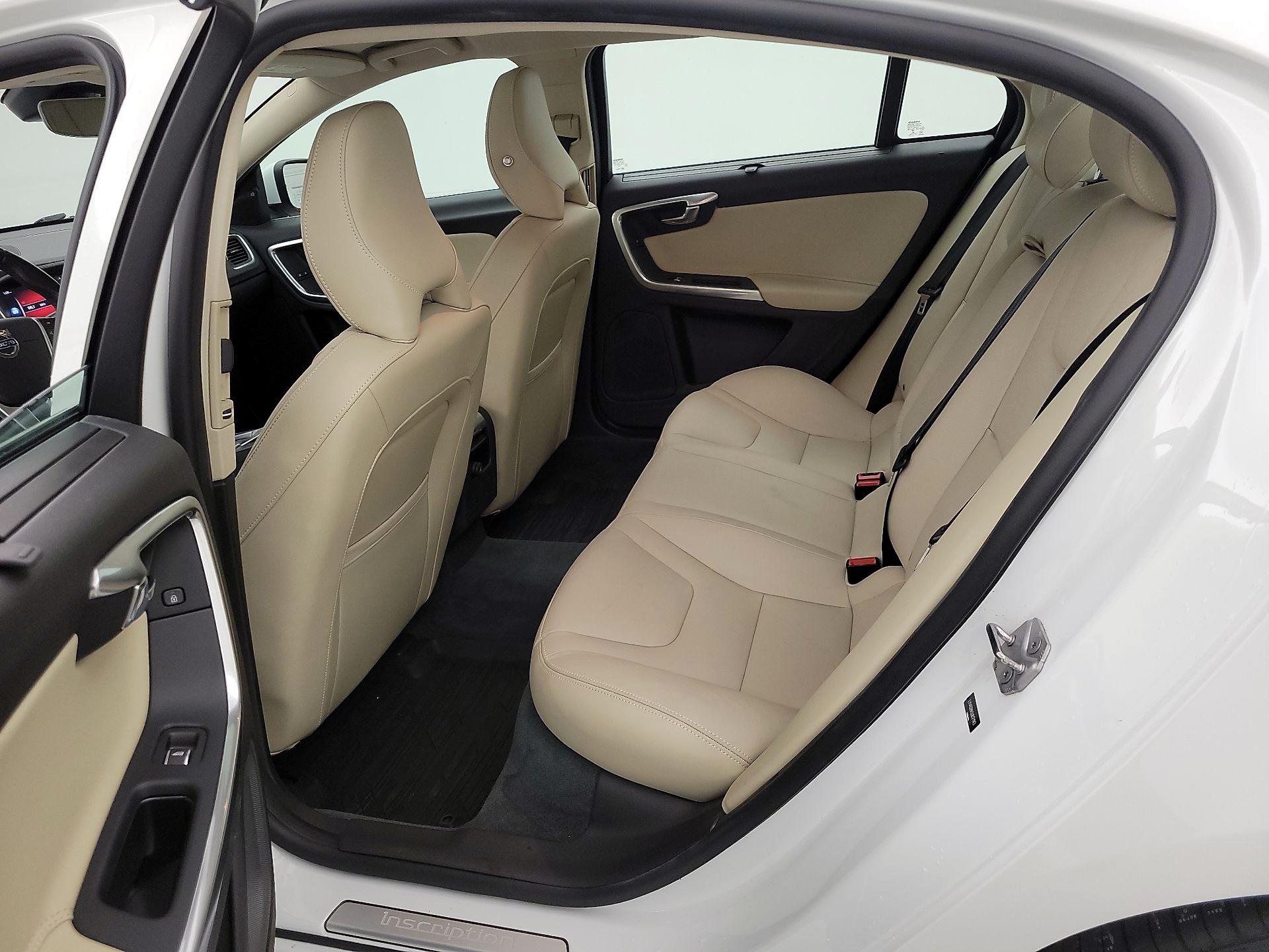 Thumbnail: 2018 Volvo S60 - 20