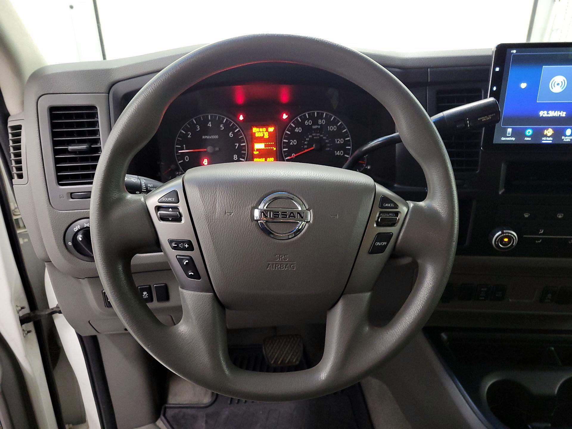 Thumbnail: 2014 Nissan NV - 10