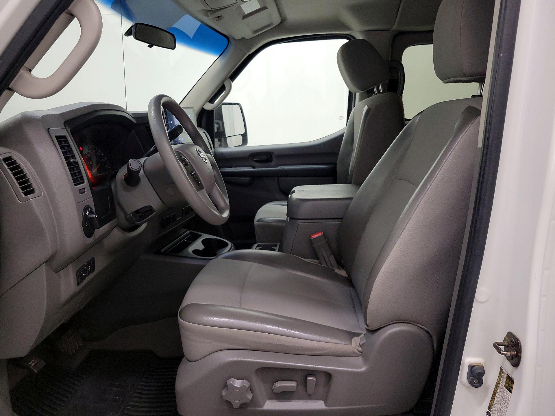 Thumbnail: 2014 Nissan NV - 11