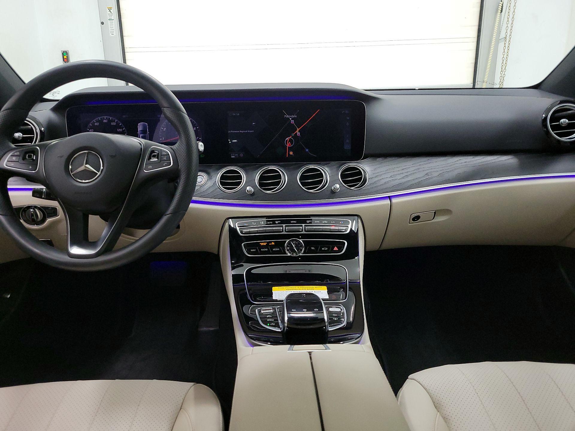 Thumbnail: 2017 Mercedes-Benz E-Class - 9