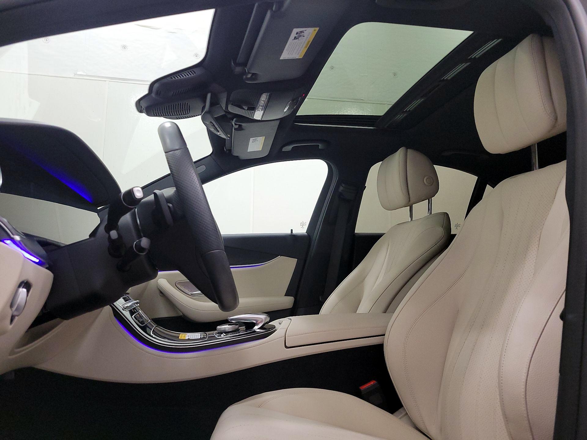 Thumbnail: 2017 Mercedes-Benz E-Class - 20