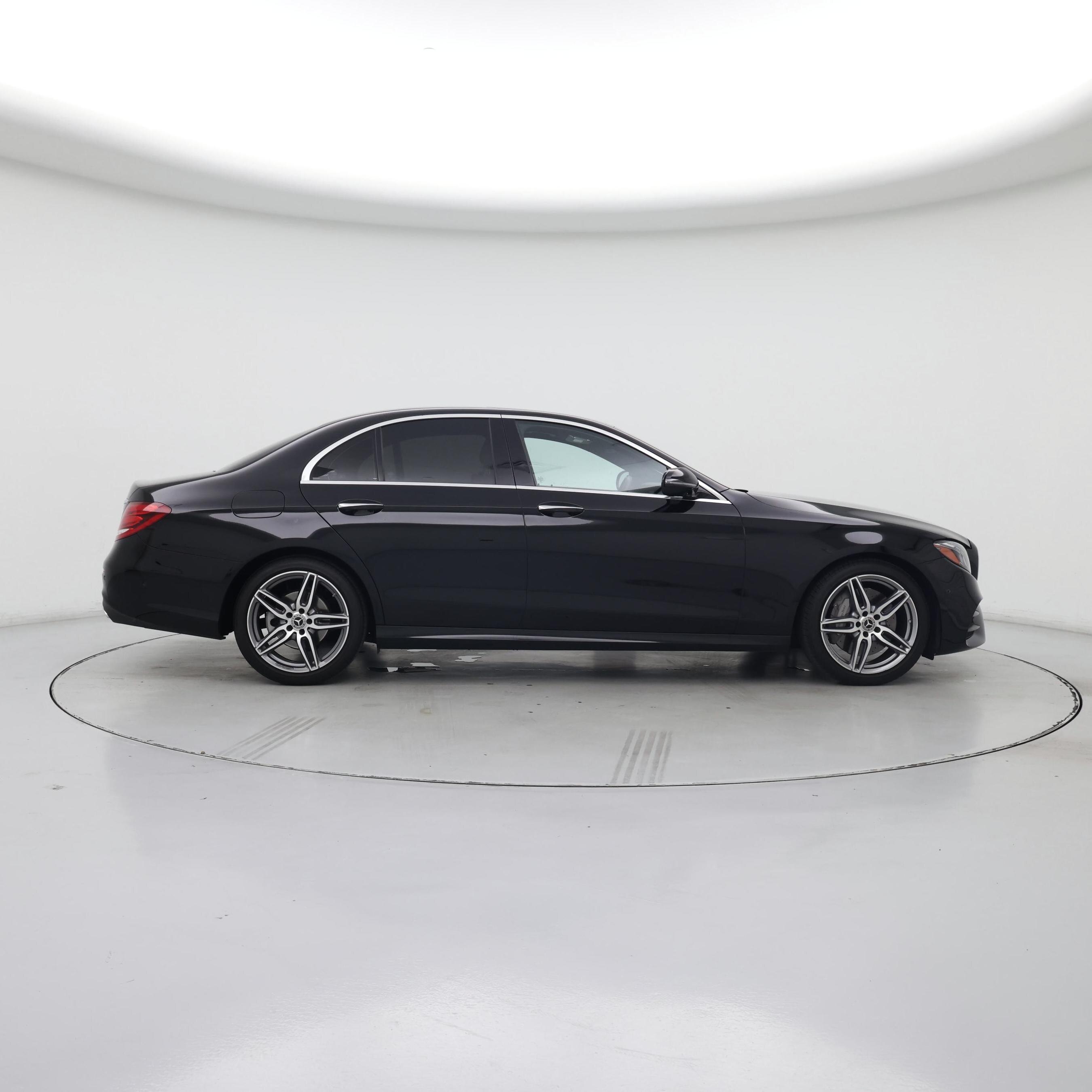 Thumbnail: 2017 Mercedes-Benz E-Class - 7