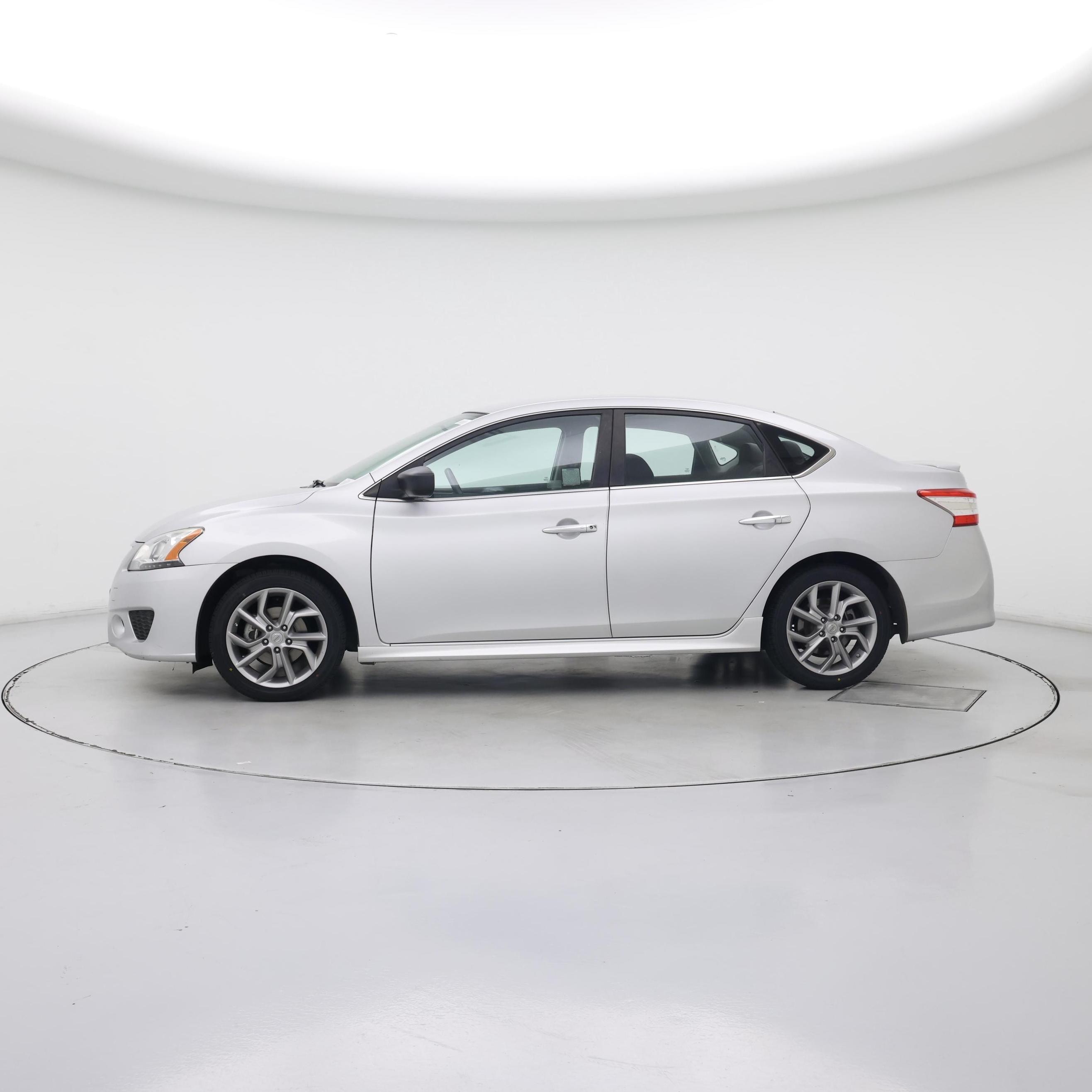 Thumbnail: 2014 Nissan Sentra - 3