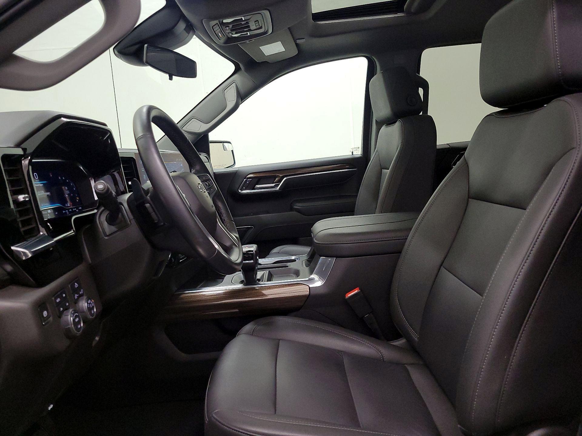 Thumbnail: 2024 Chevrolet Silverado 1500 - 11