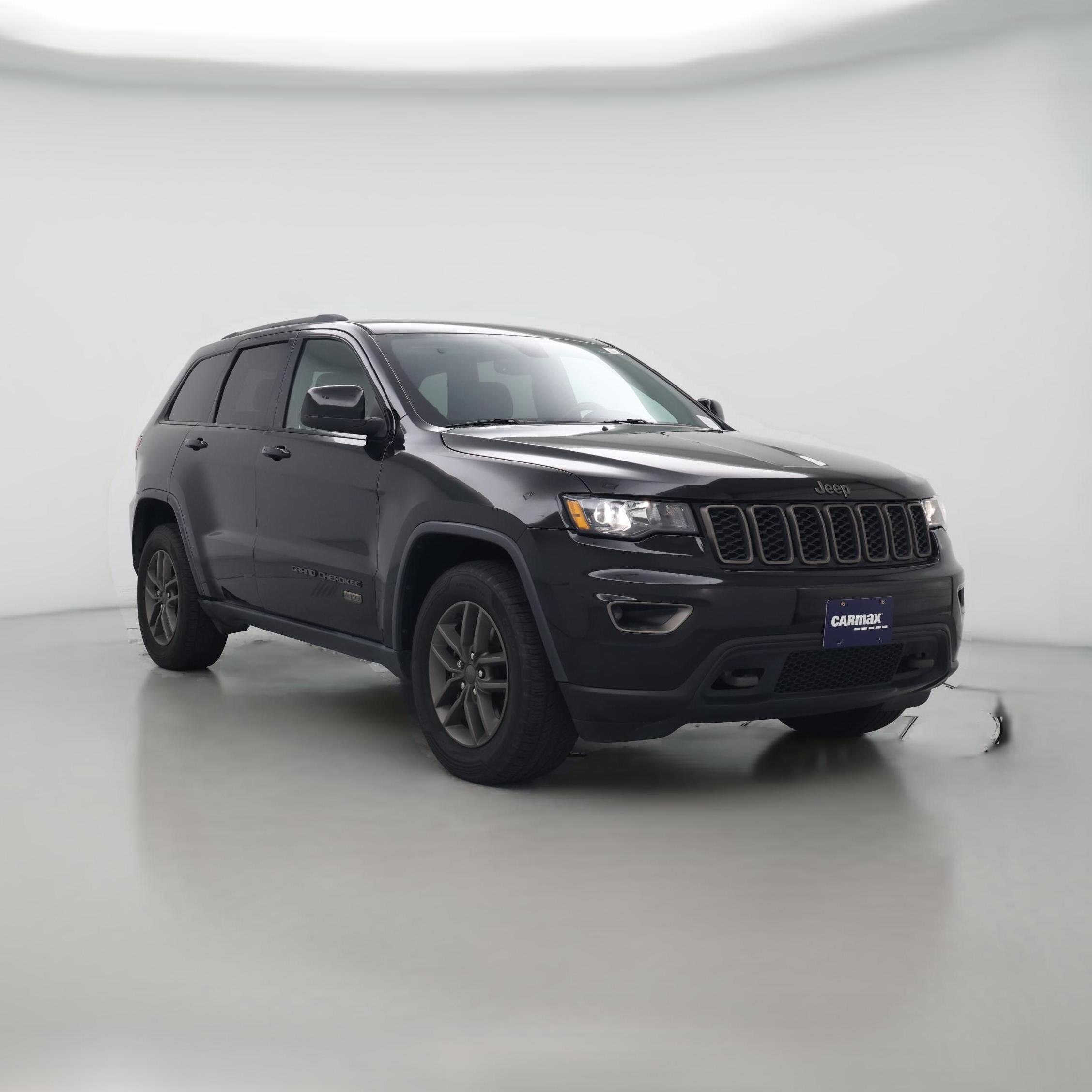 Thumbnail: 2017 Jeep Grand Cherokee - 1