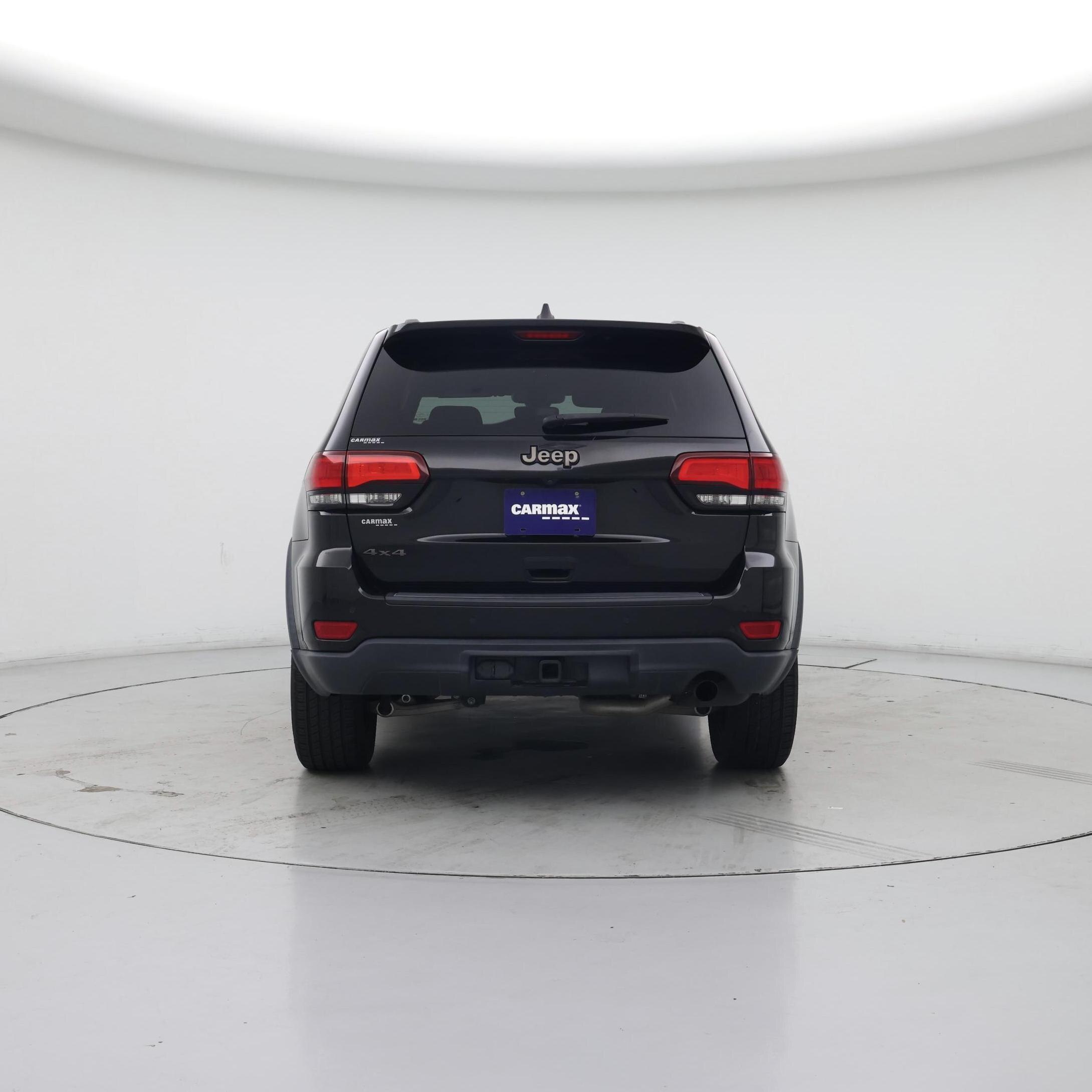 Thumbnail: 2017 Jeep Grand Cherokee - 6