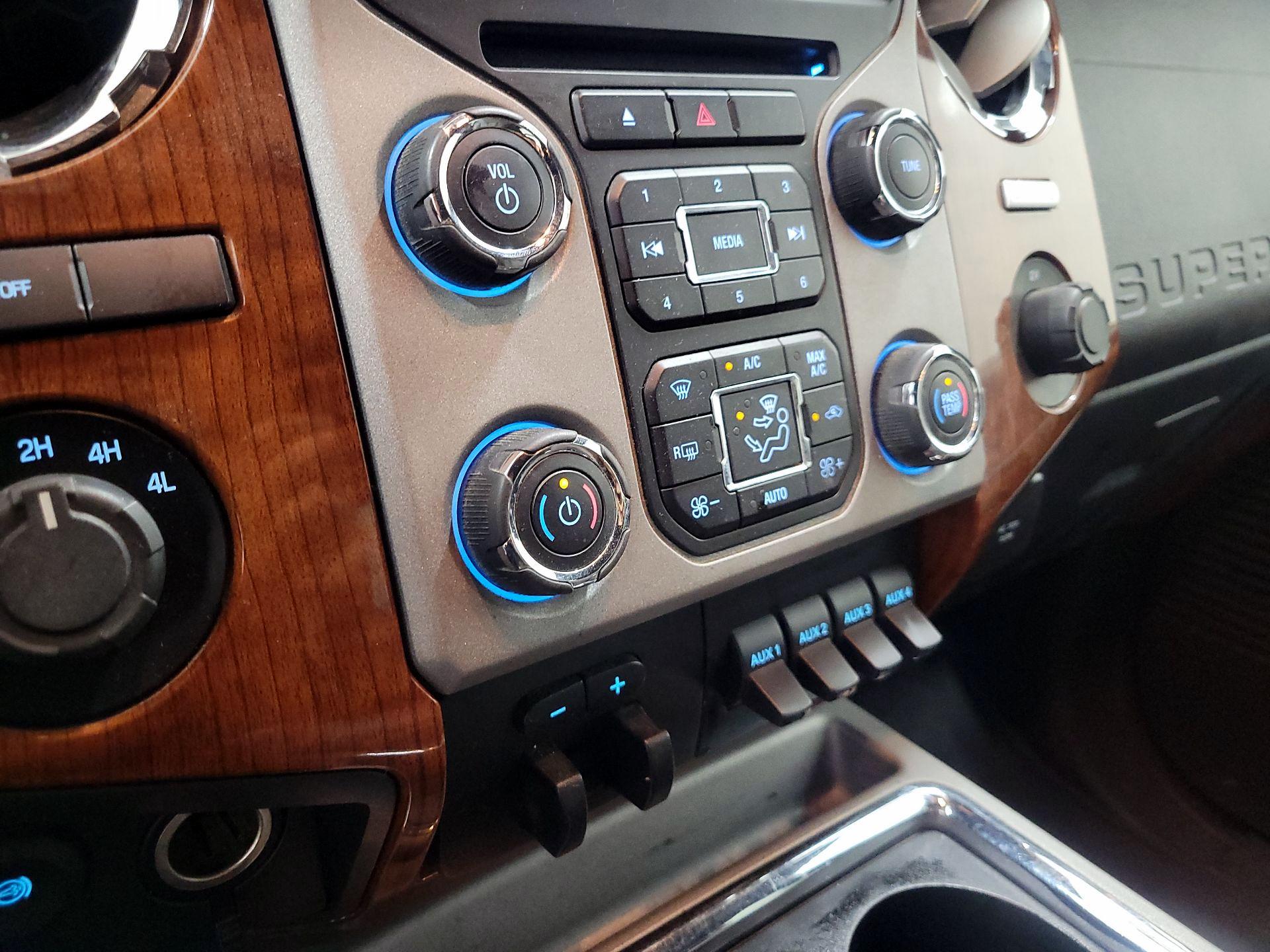 Thumbnail: 2015 Ford F-350 - 16
