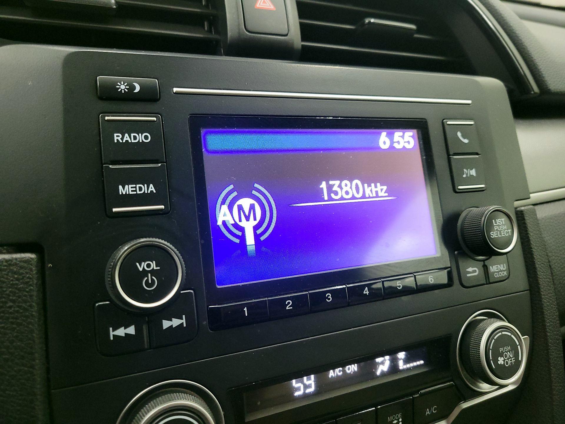 Thumbnail: 2016 Honda Civic - 15
