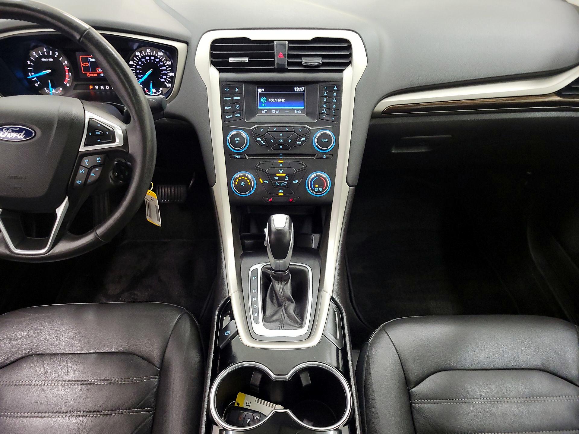 Thumbnail: 2015 Ford Fusion - 9