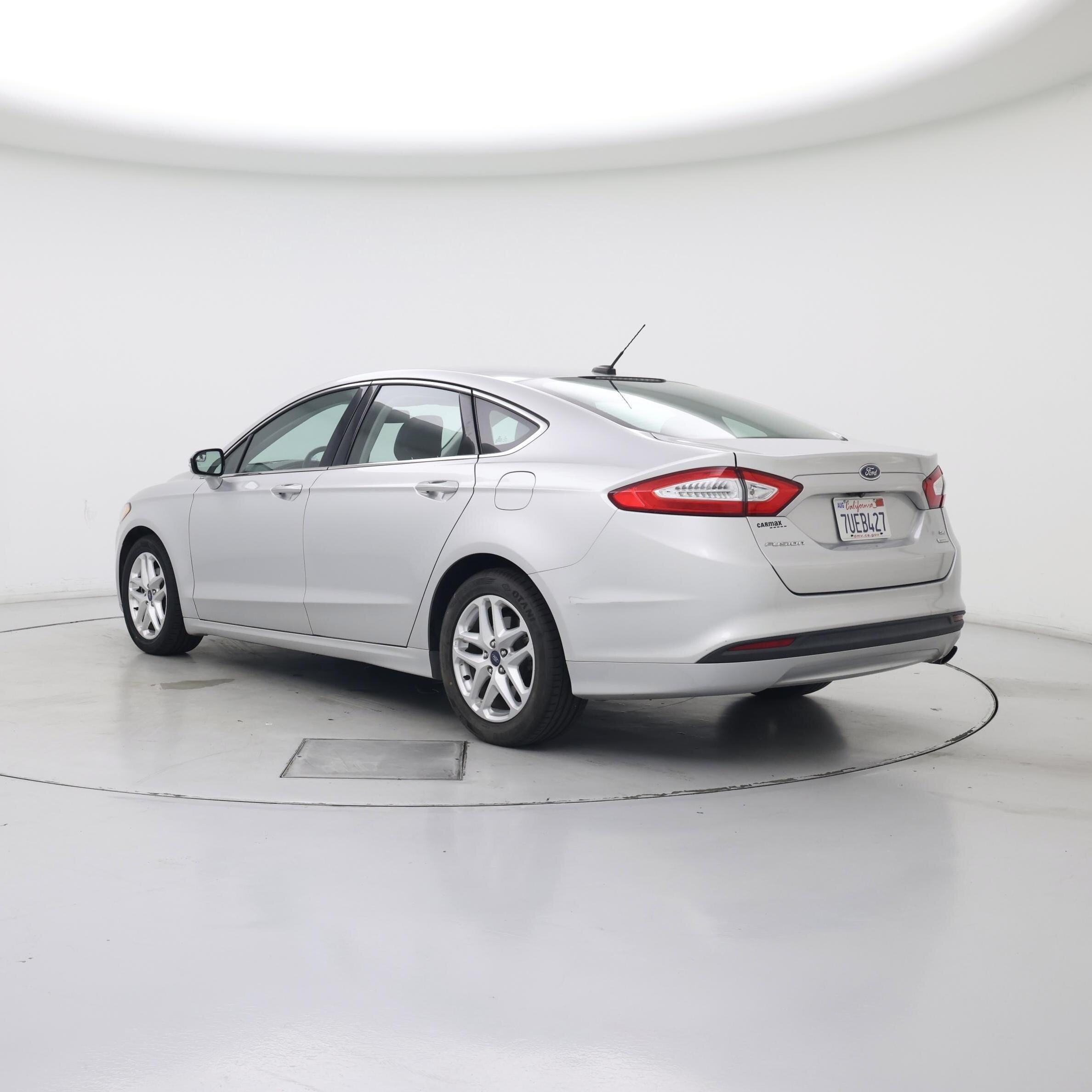 Thumbnail: 2015 Ford Fusion - 2