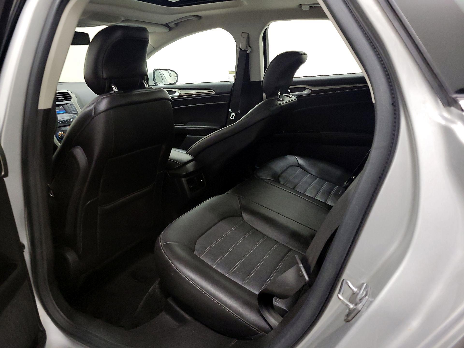 Thumbnail: 2015 Ford Fusion - 20