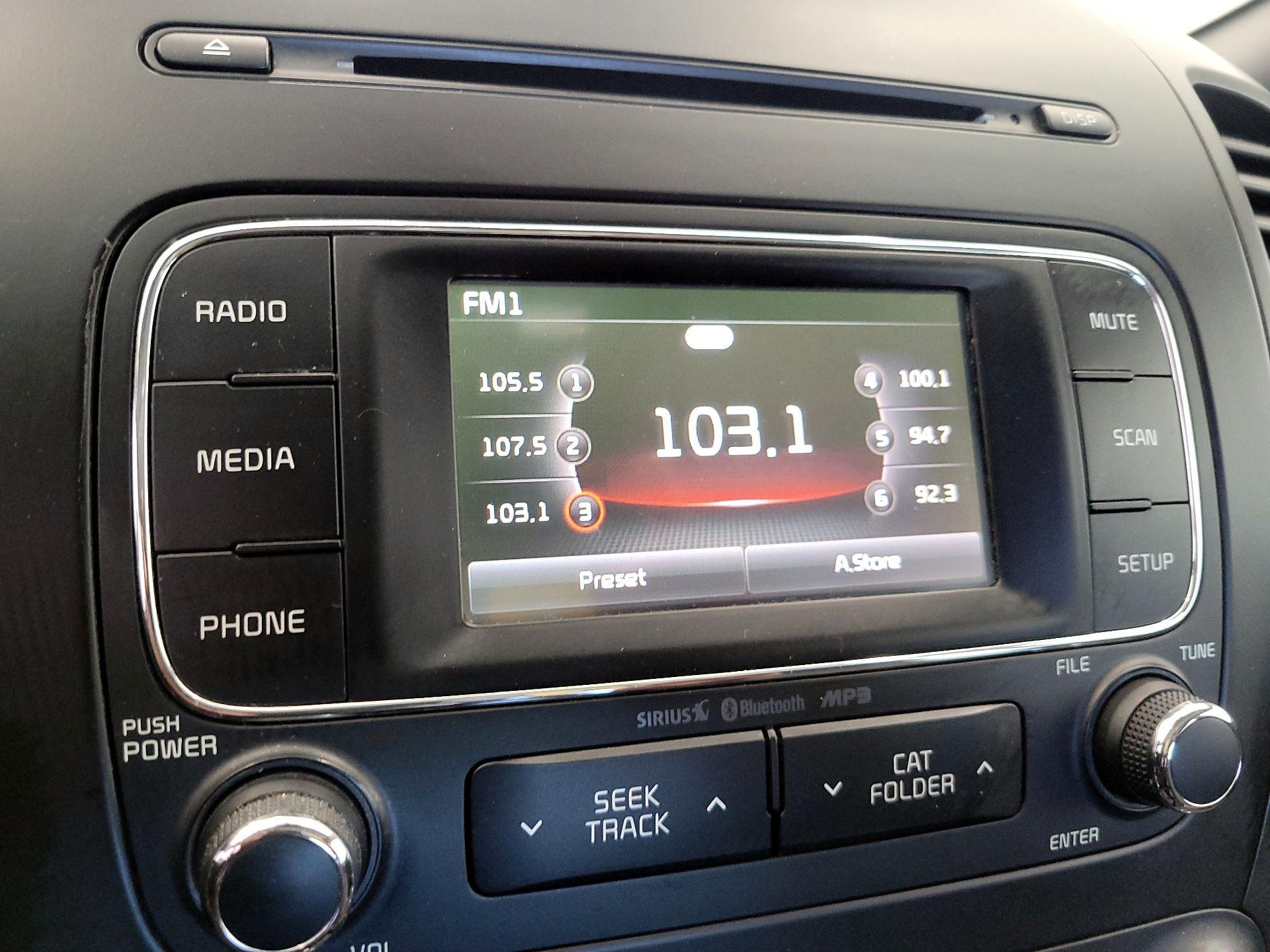 Thumbnail: 2016 Kia Forte - 15