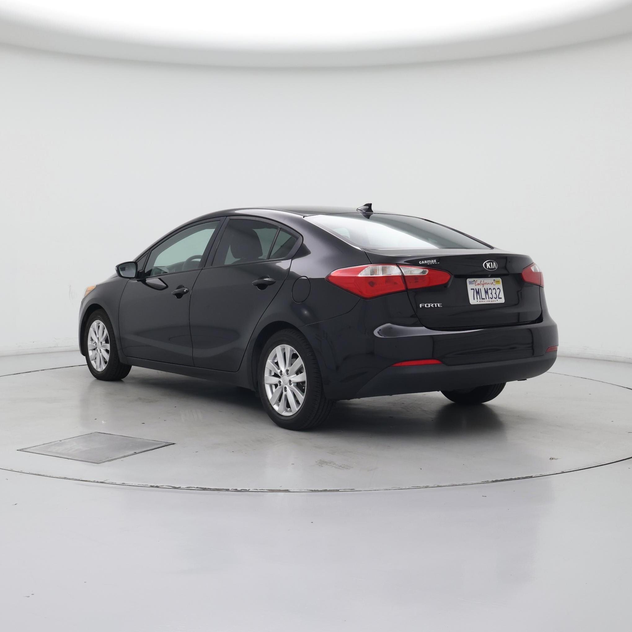 Thumbnail: 2016 Kia Forte - 2