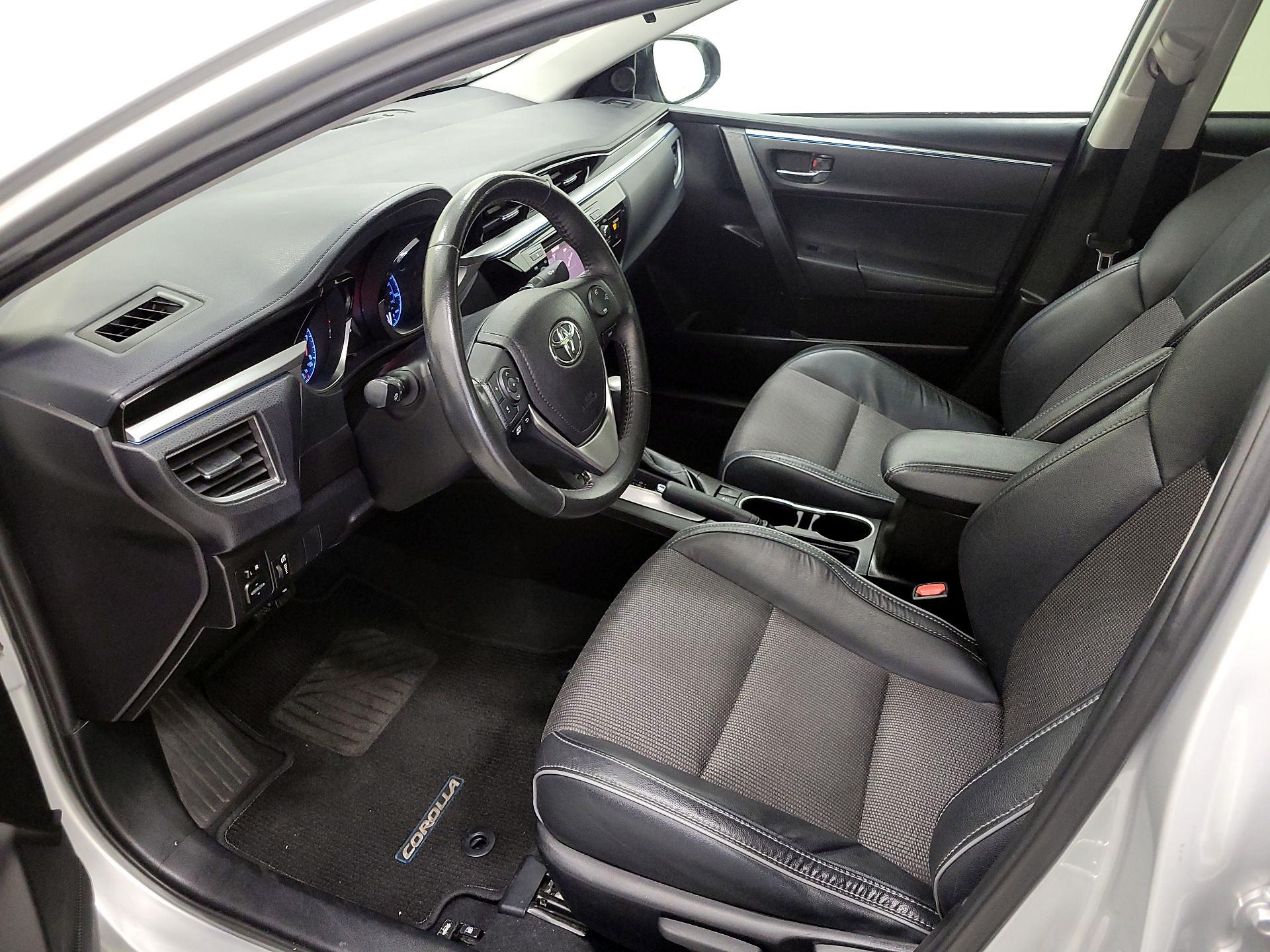 Thumbnail: 2015 Toyota Corolla - 11
