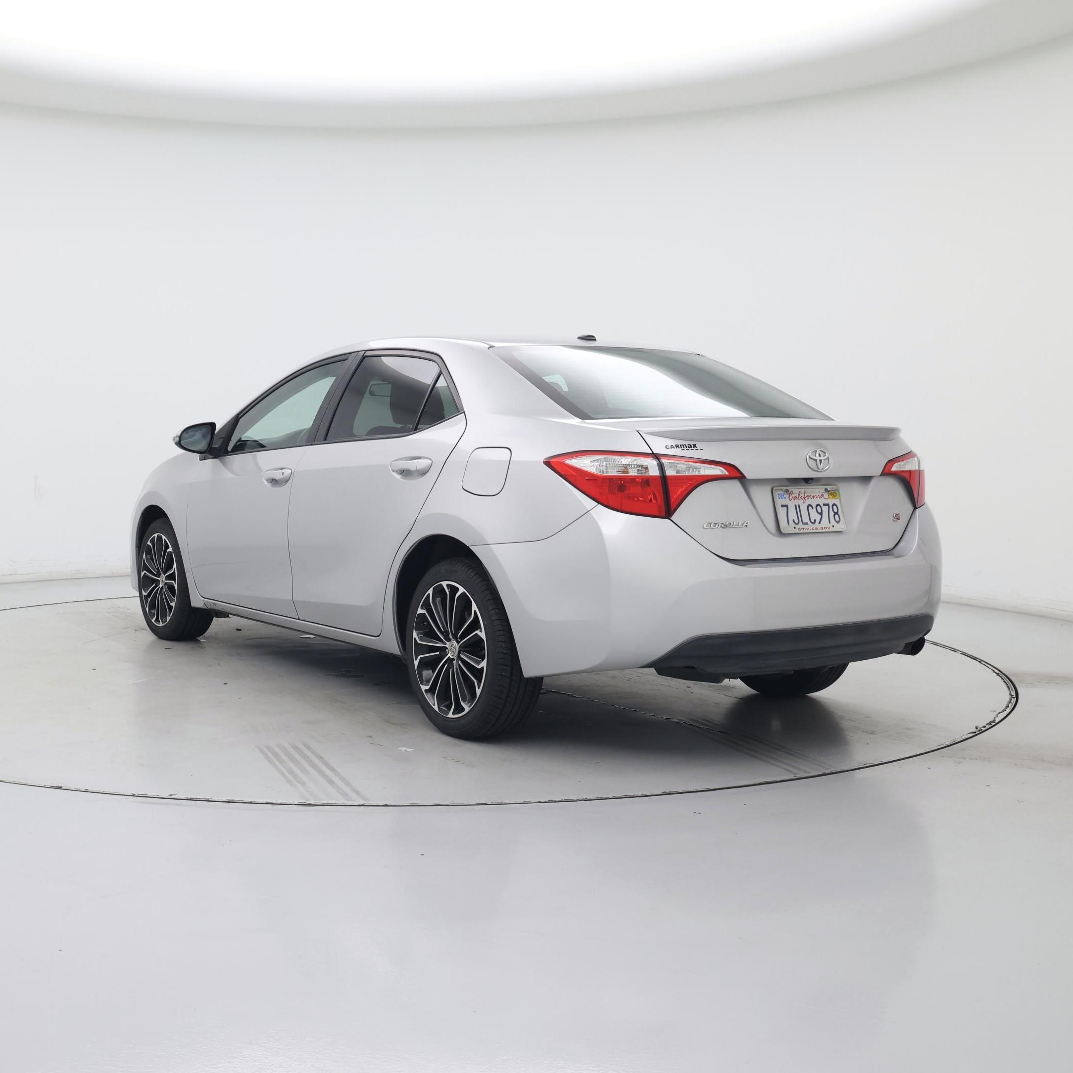 Thumbnail: 2015 Toyota Corolla - 2
