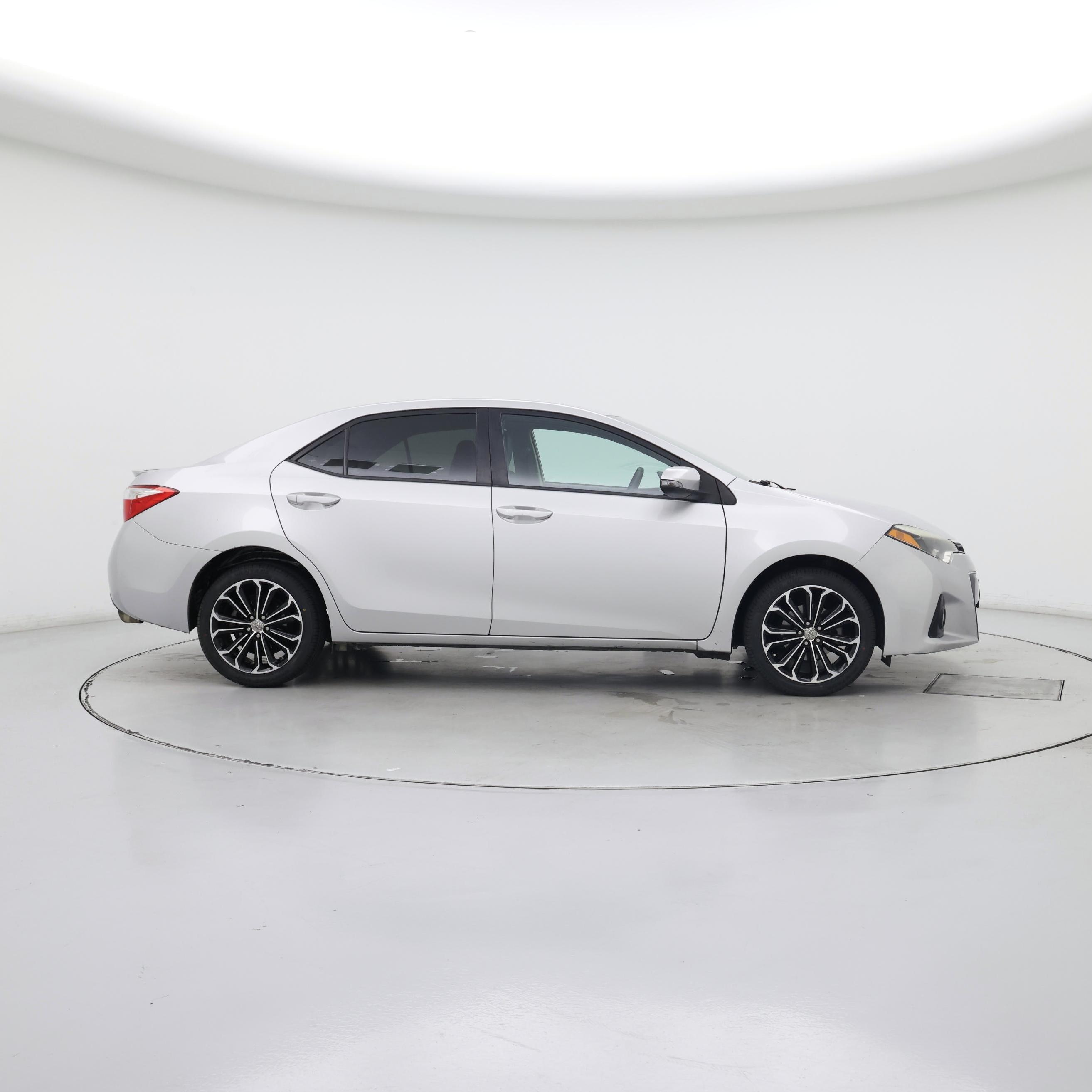 Thumbnail: 2015 Toyota Corolla - 7