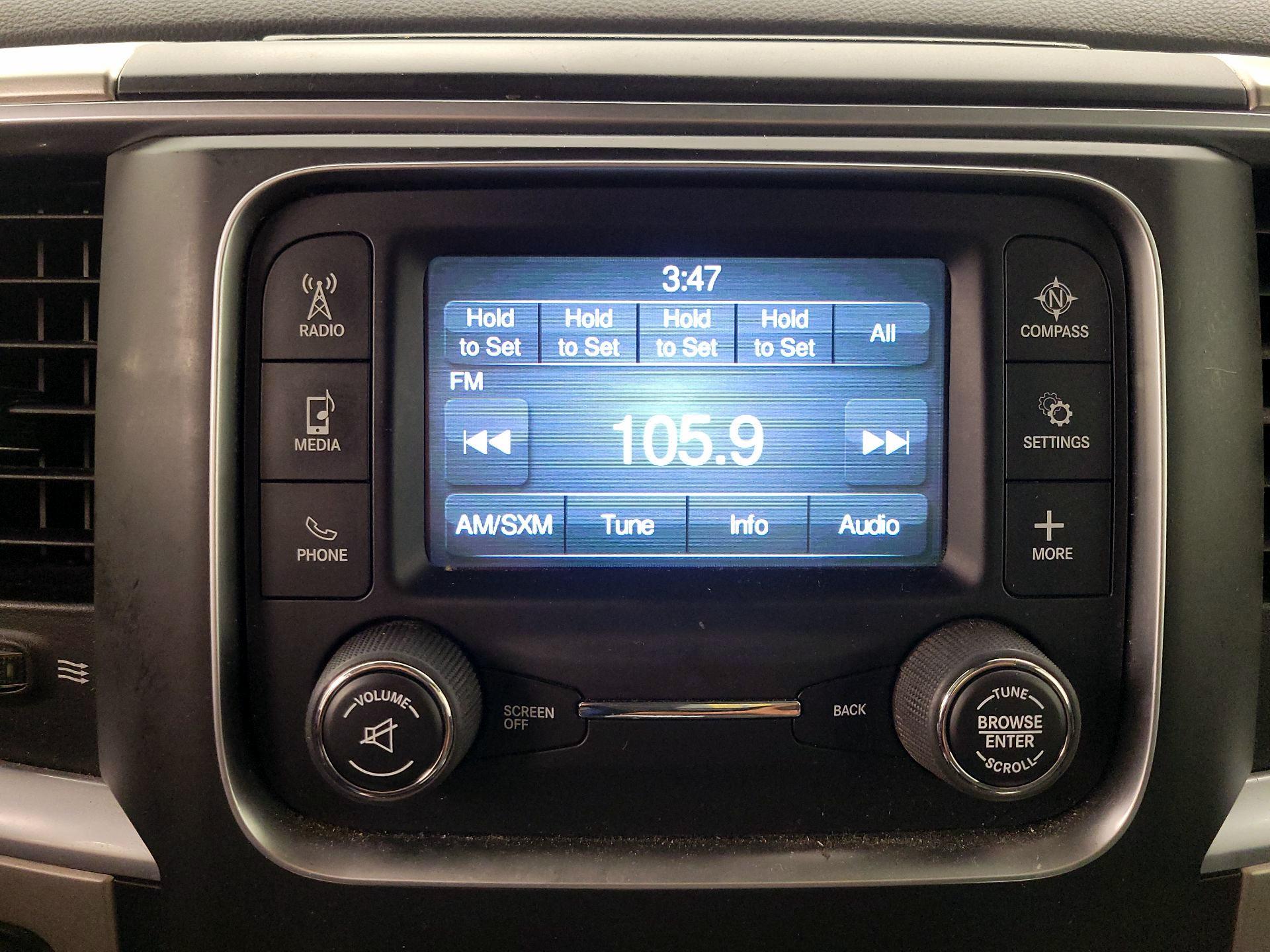 Thumbnail: 2020 RAM 1500 Classic - 15