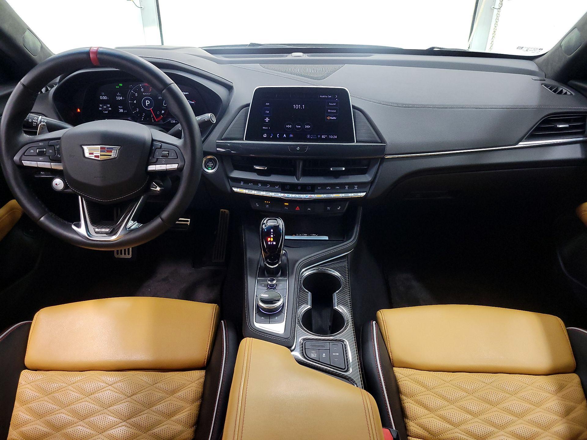 Thumbnail: 2023 Cadillac CT4 - 9