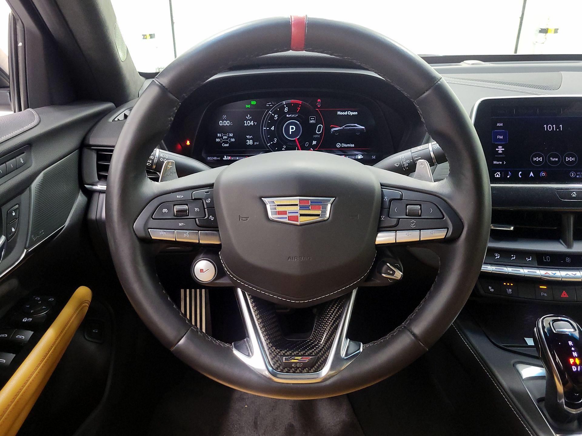 Thumbnail: 2023 Cadillac CT4 - 10