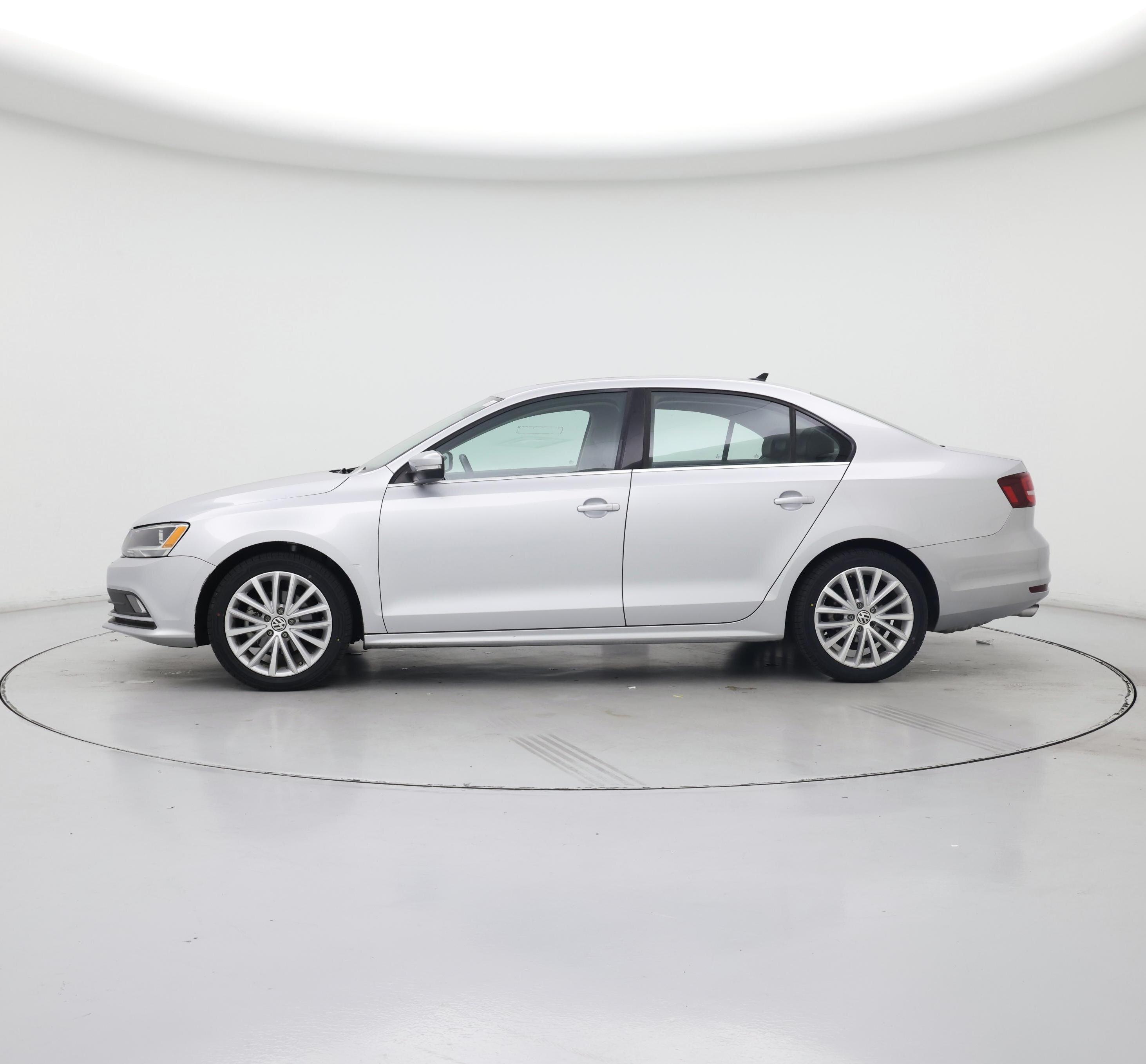 Thumbnail: 2016 Volkswagen Jetta - 3