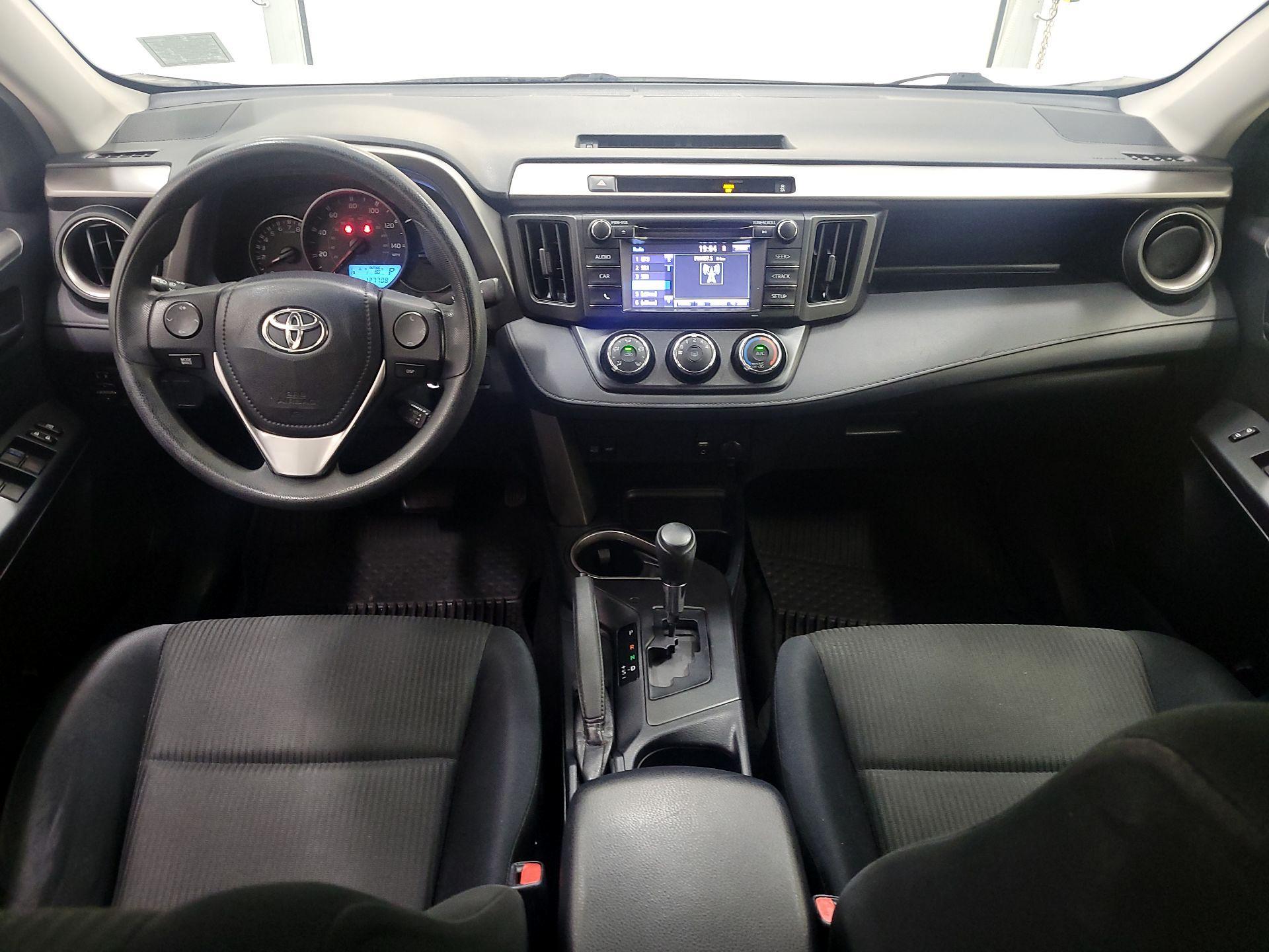 Thumbnail: 2016 Toyota RAV4 - 9