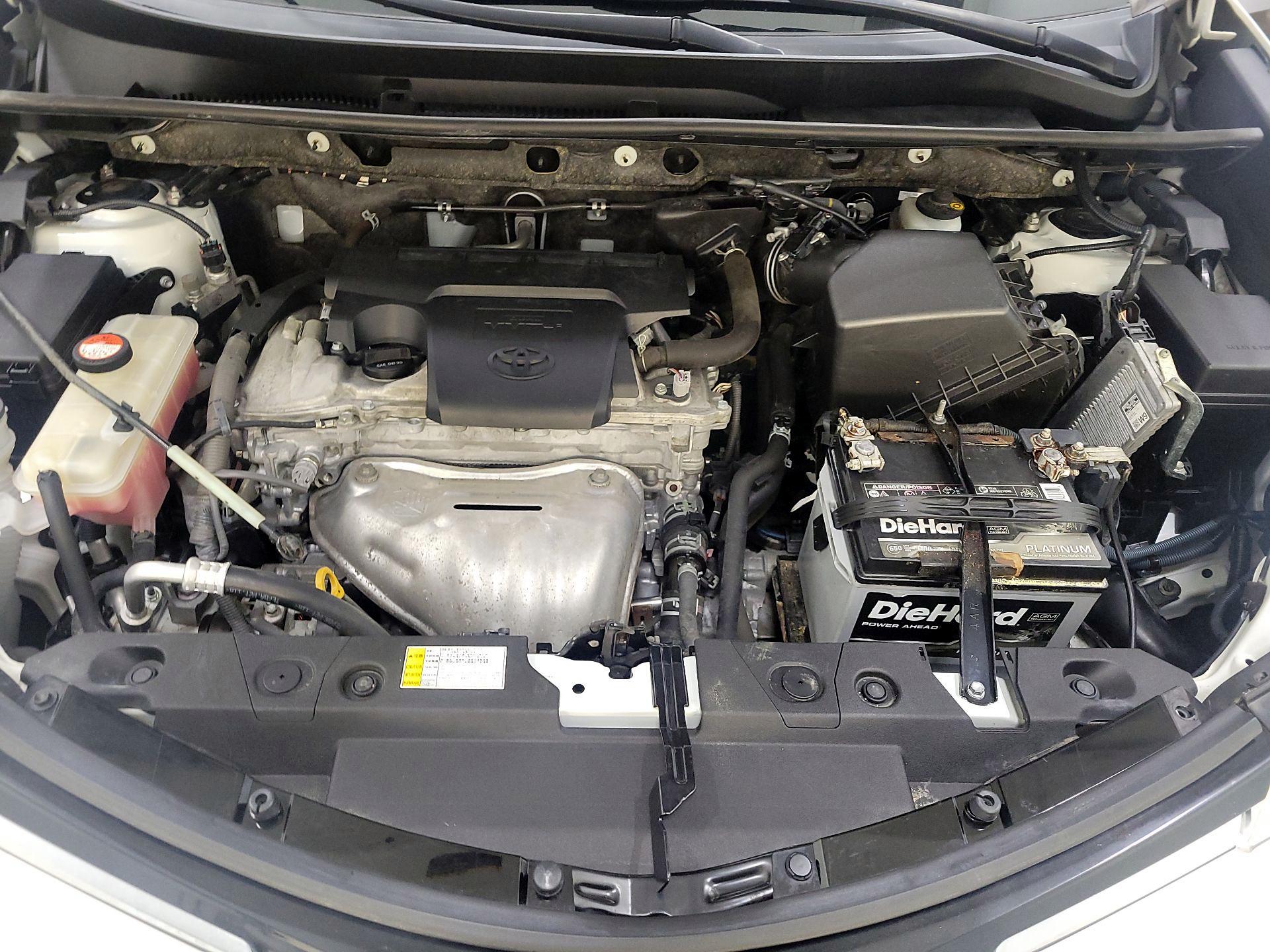 Thumbnail: 2016 Toyota RAV4 - 20