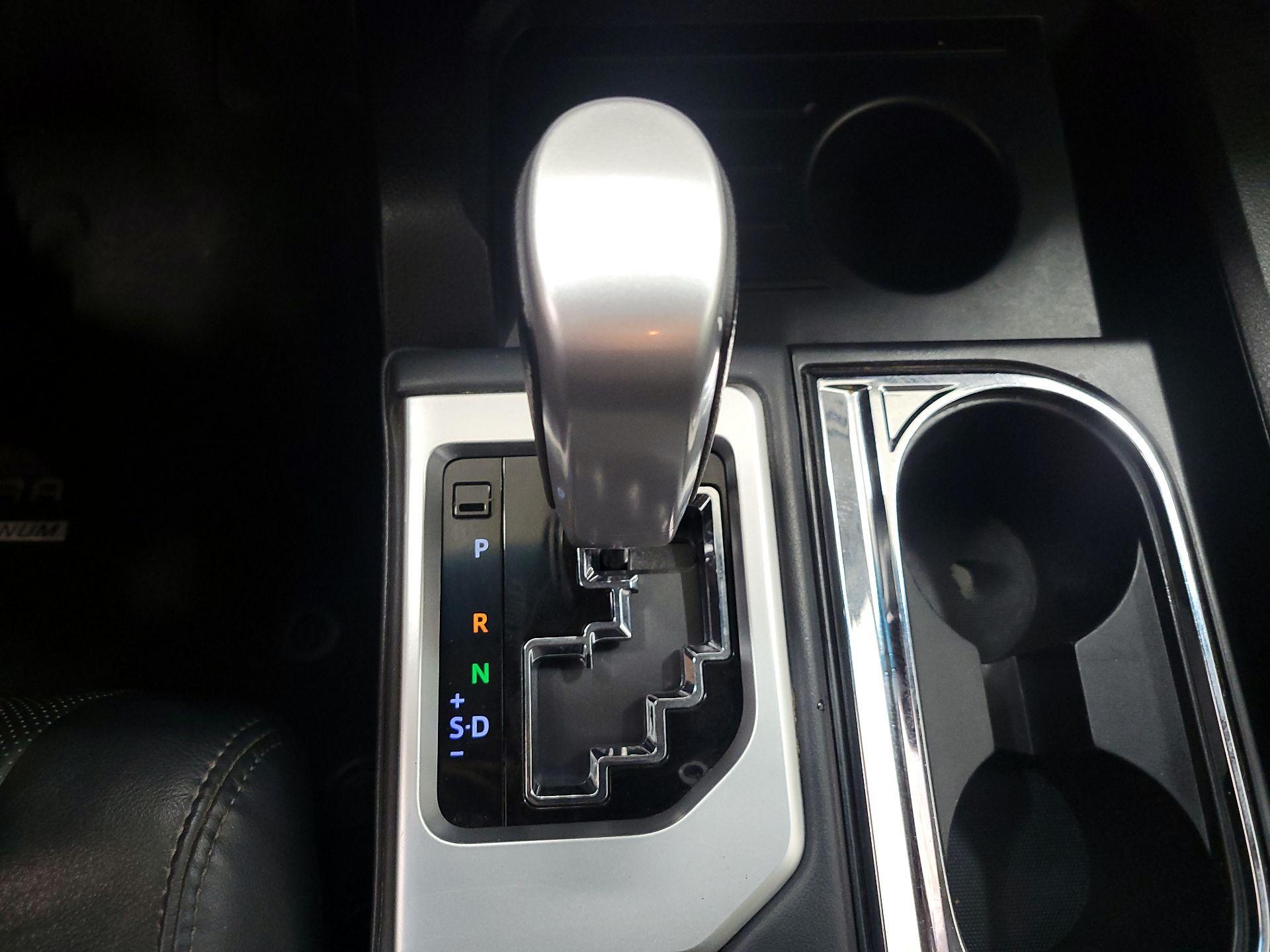 Thumbnail: 2016 Toyota Tundra - 17
