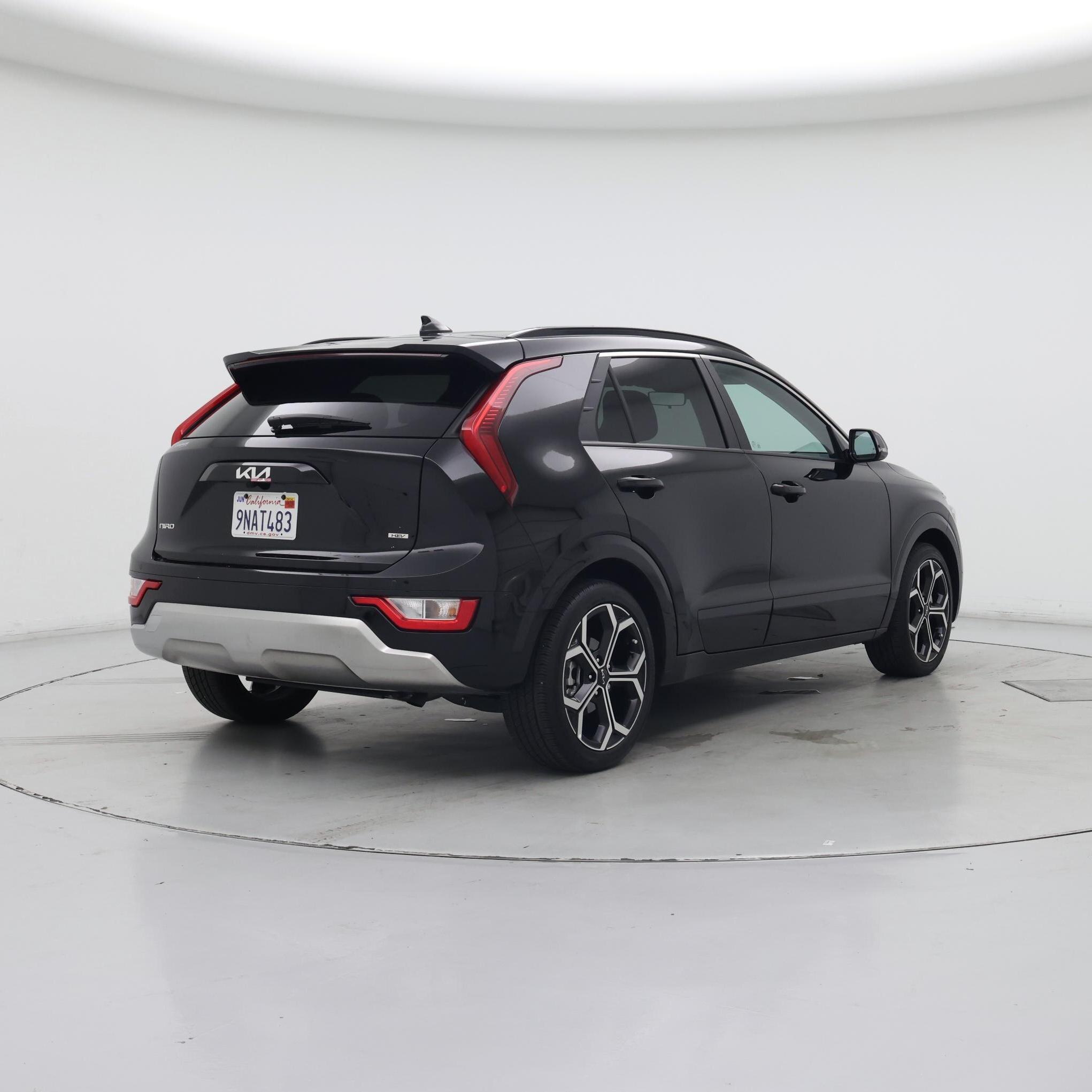 Thumbnail: 2024 Kia Niro - 8