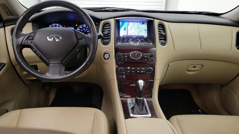 2017 INFINITI QX50  9