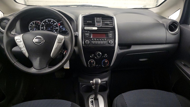 2015 Nissan Versa Note SV 9