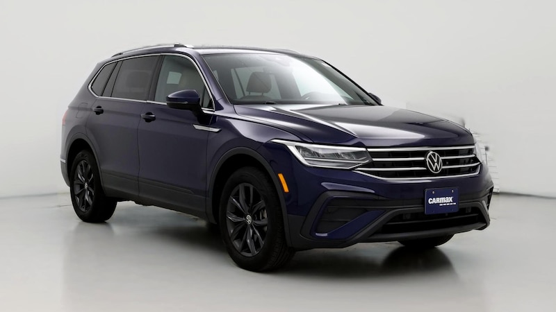 2022 Volkswagen Tiguan SE Hero Image