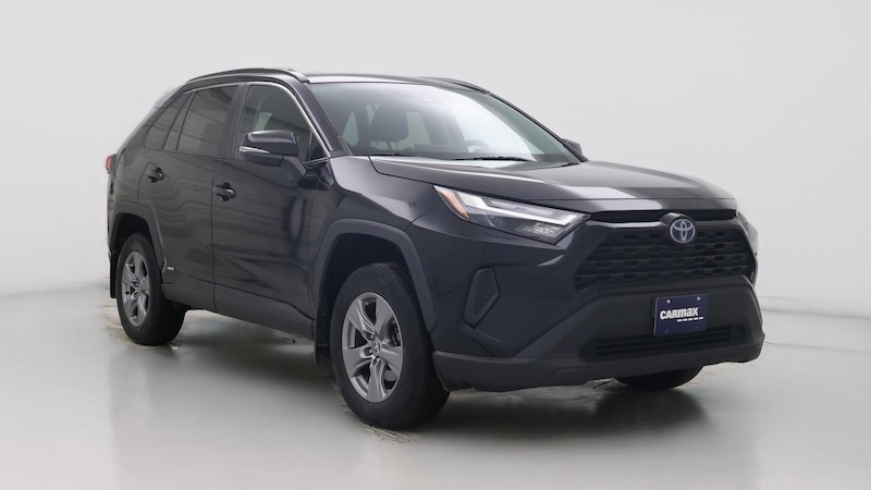 2022 Toyota RAV4 XLE Hero Image