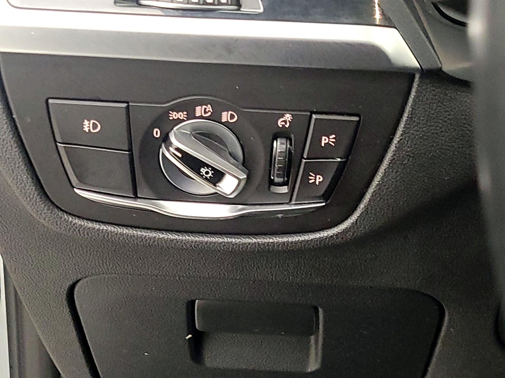 Thumbnail: 2019 BMW X3 - 13