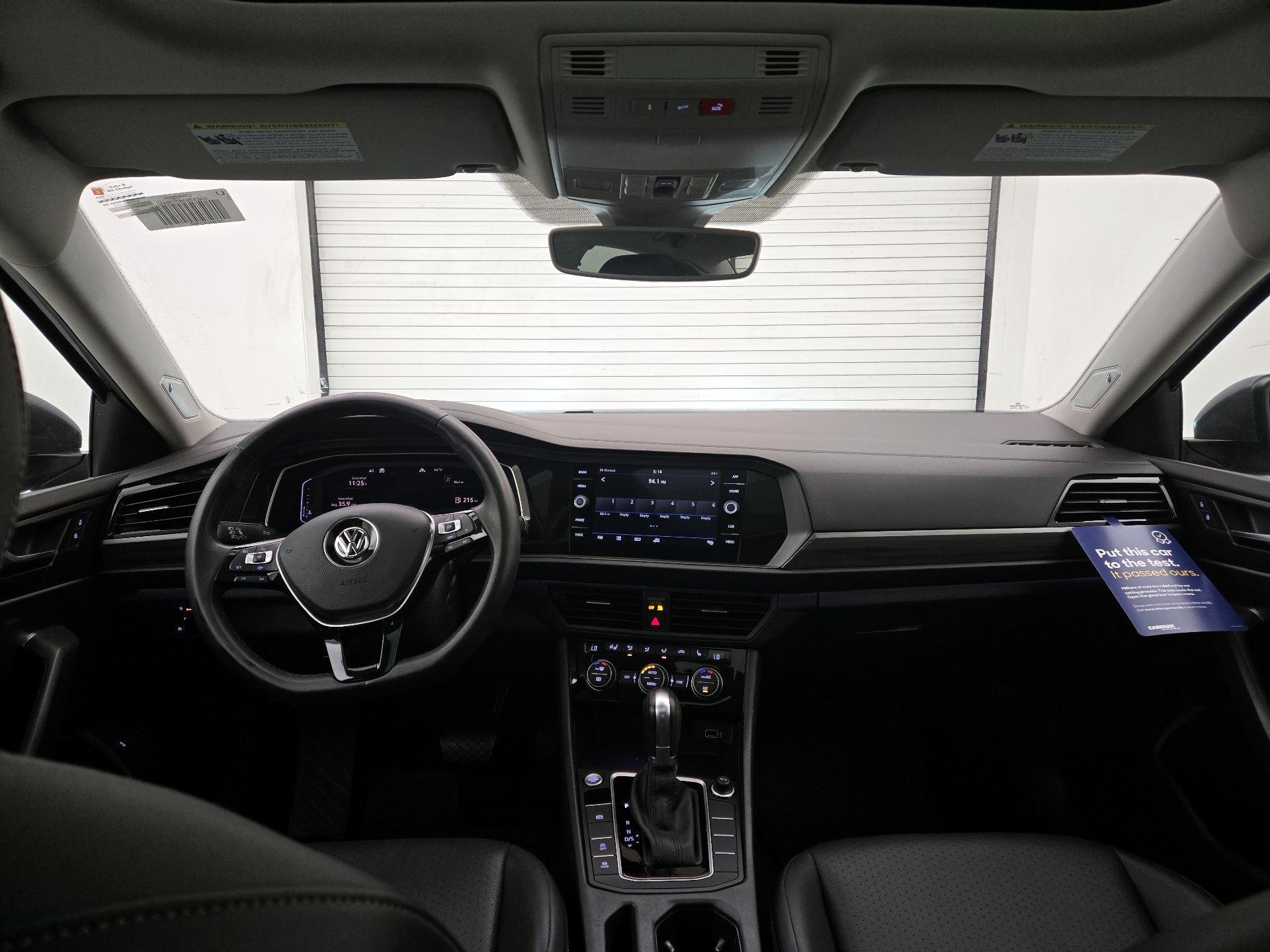Thumbnail: 2019 Volkswagen Jetta - 9
