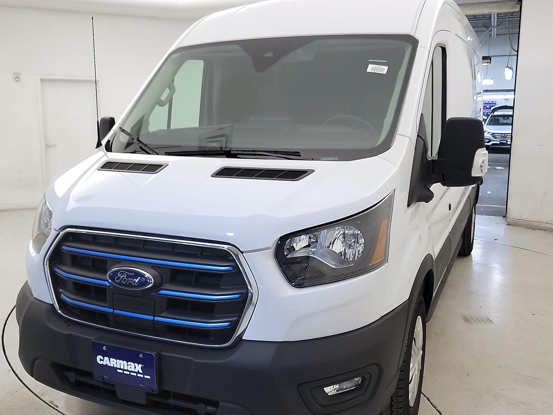 Thumbnail: 2023 Ford Econoline - 3