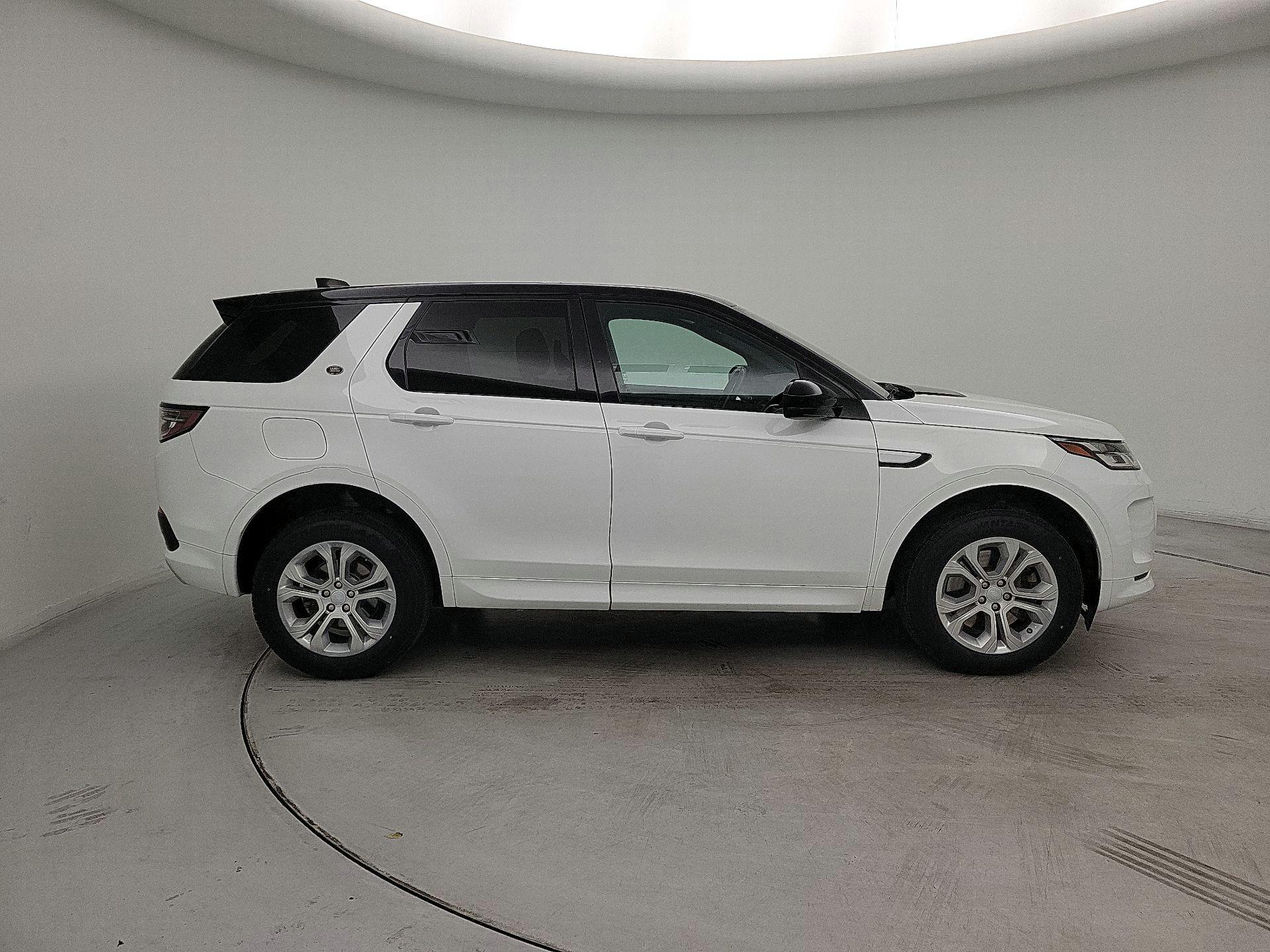 Thumbnail: 2020 Land Rover Discovery Sport - 4