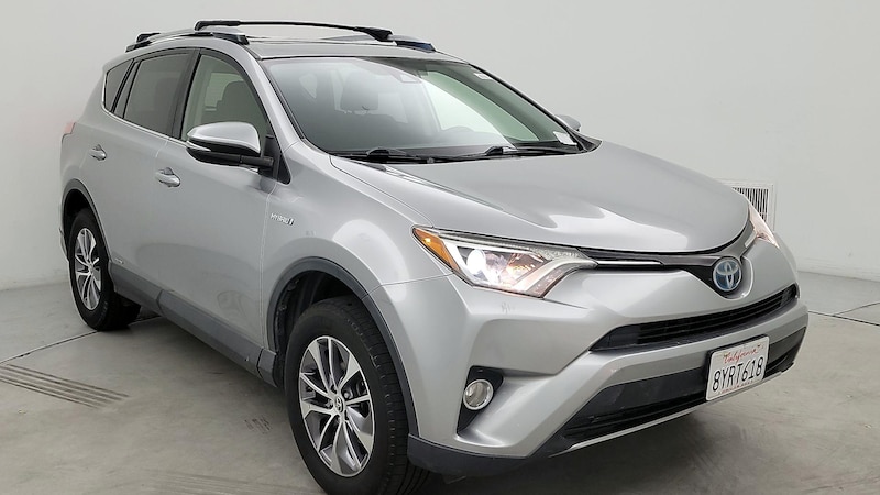 2018 Toyota RAV4 XLE Hero Image