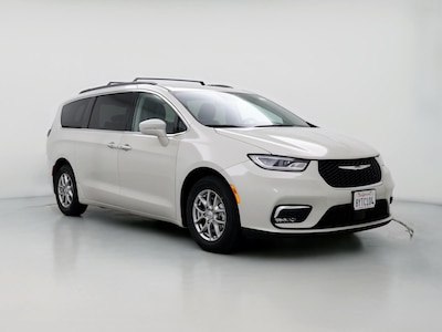 2021 Chrysler Pacifica Touring -
                Los Angeles, CA