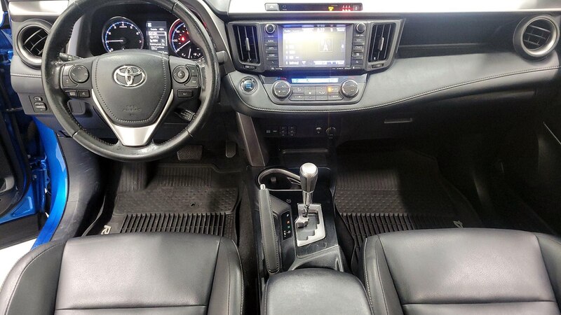 2018 Toyota RAV4 Limited 8